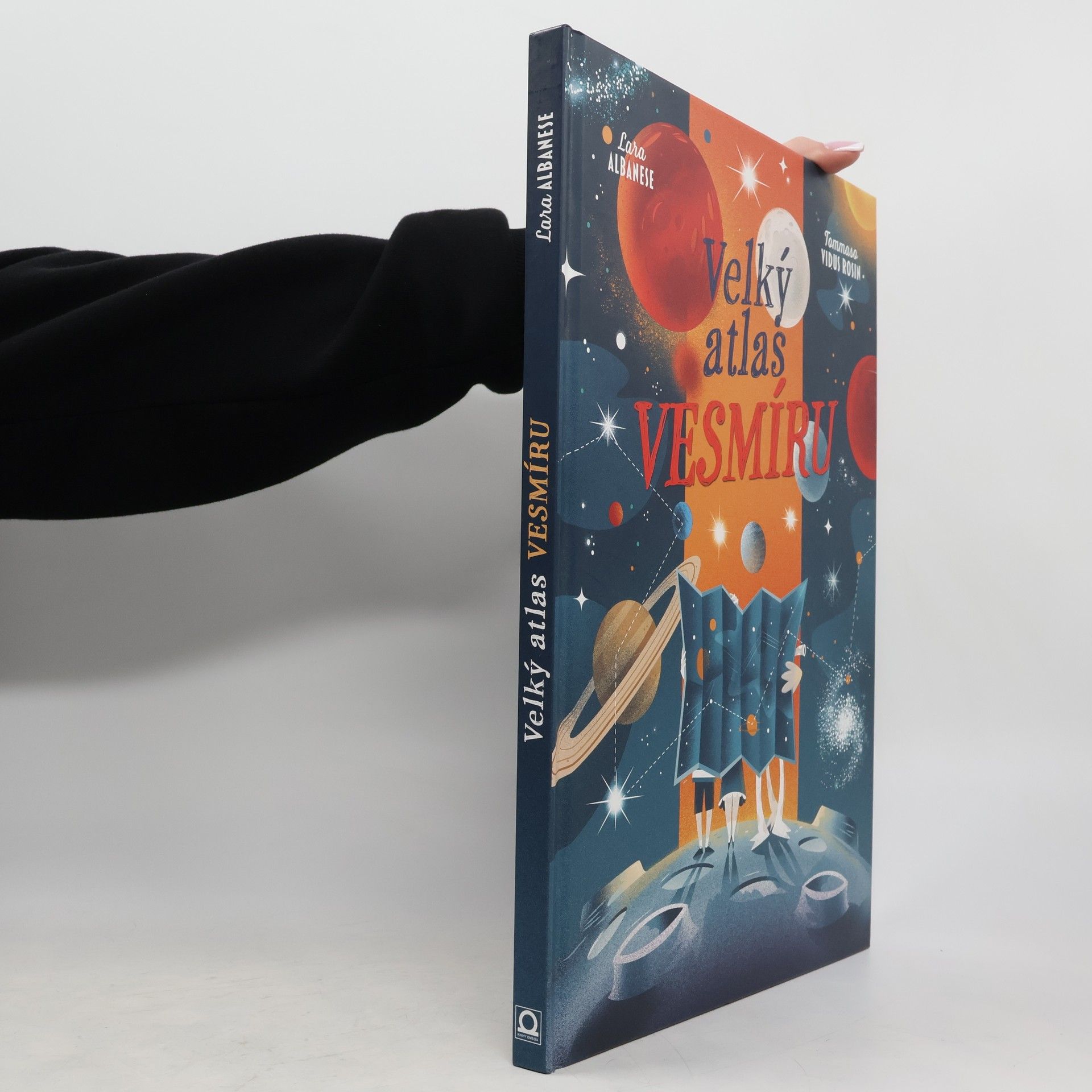 Lara Albanese Velký atlas vesmíru
