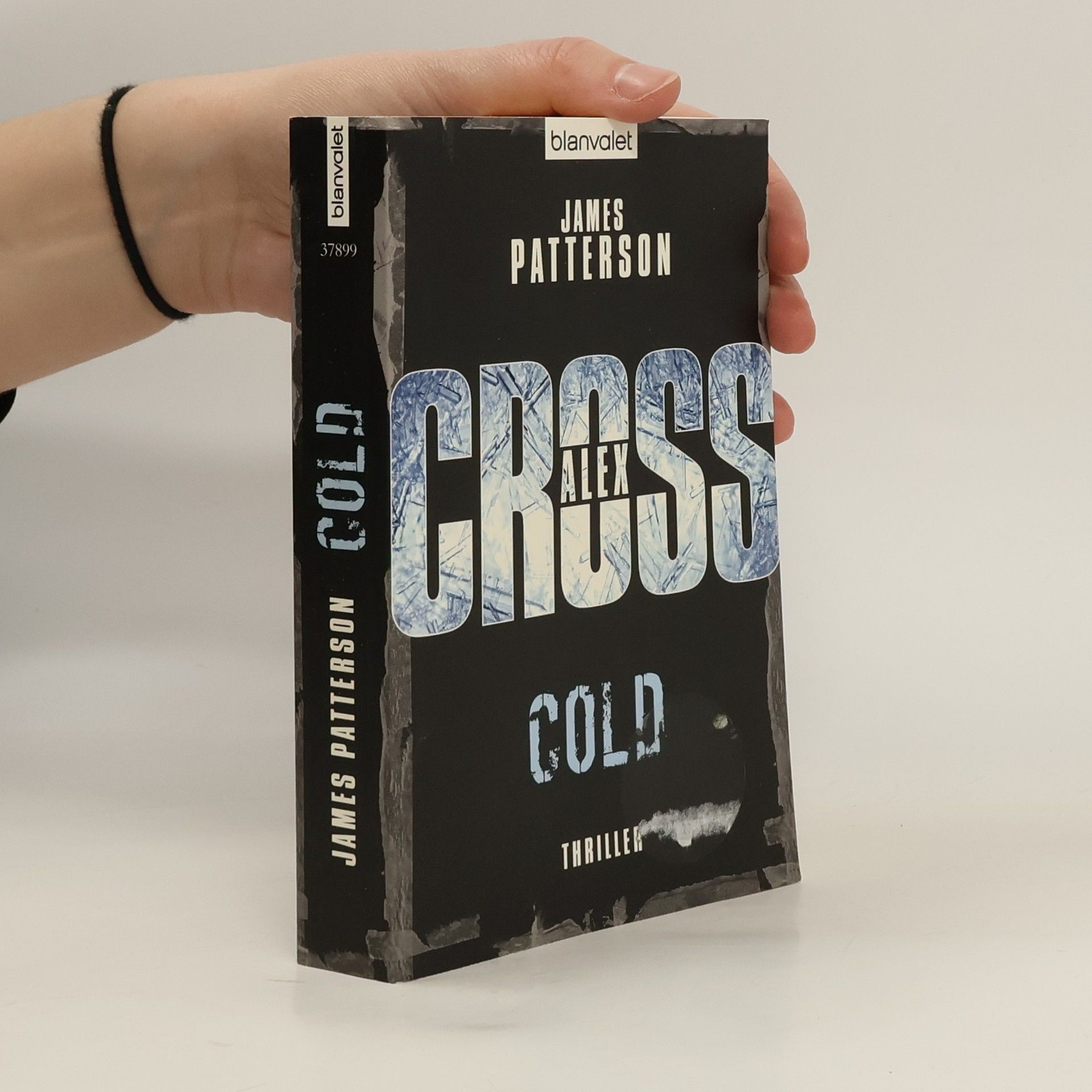 James Patterson Cold