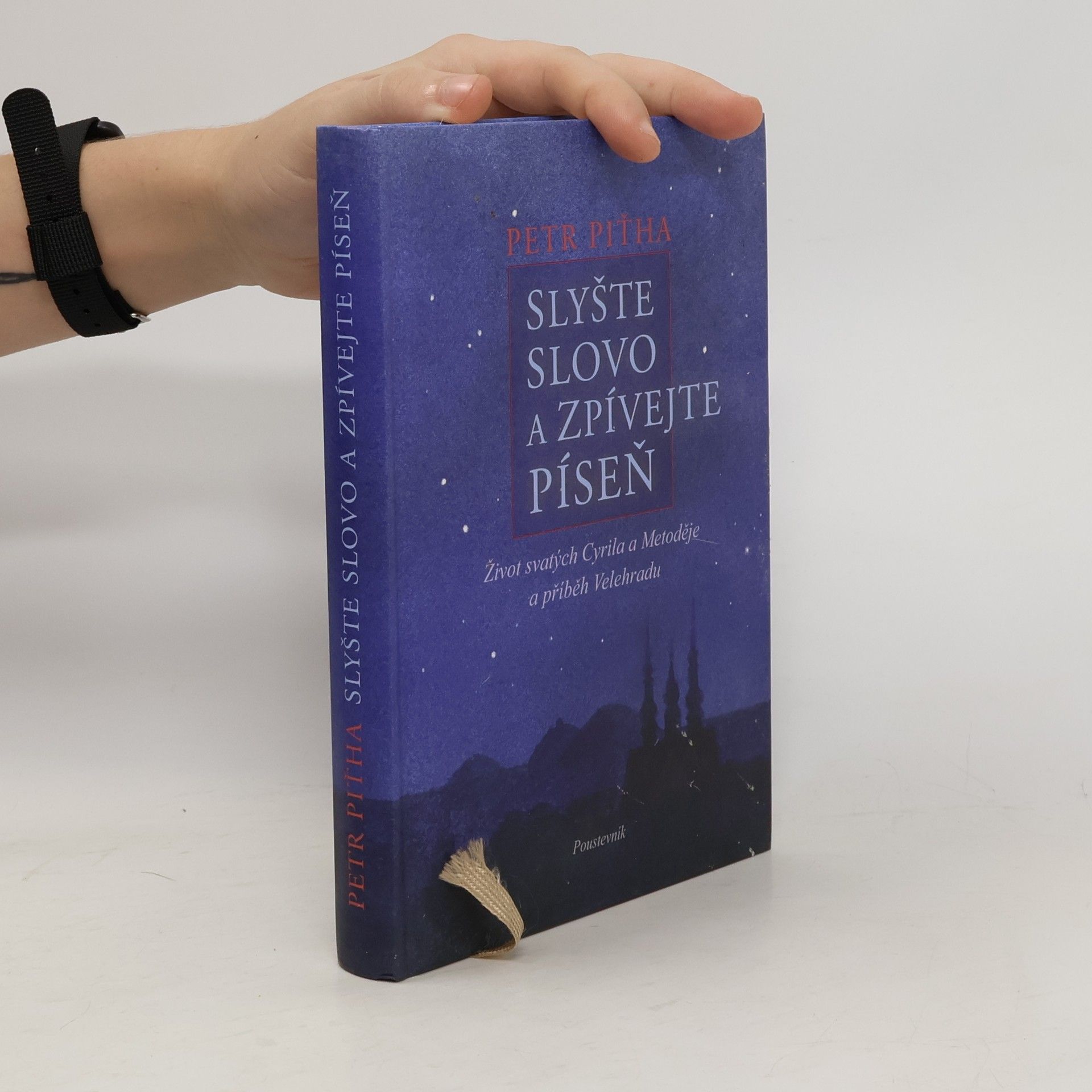 Klára Folvarská Roseová Slyšte slovo a zpívejte píseň : život svatých Cyrila a Metoděje a příběh Velehradu