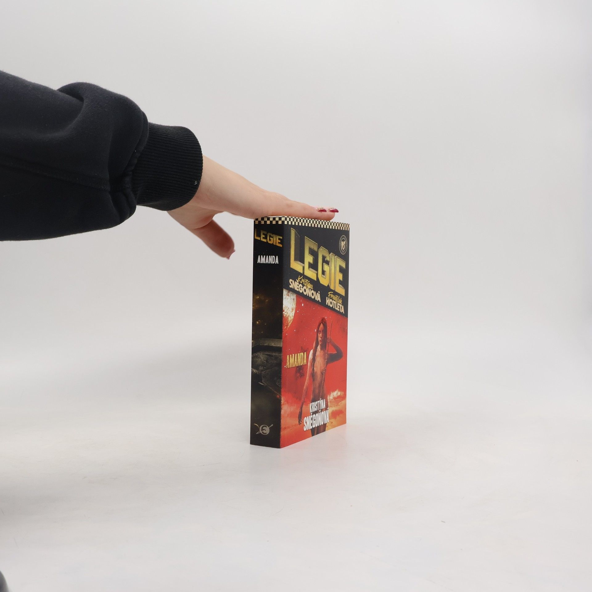 Kristýna Sněgoňová Legie. Amanda