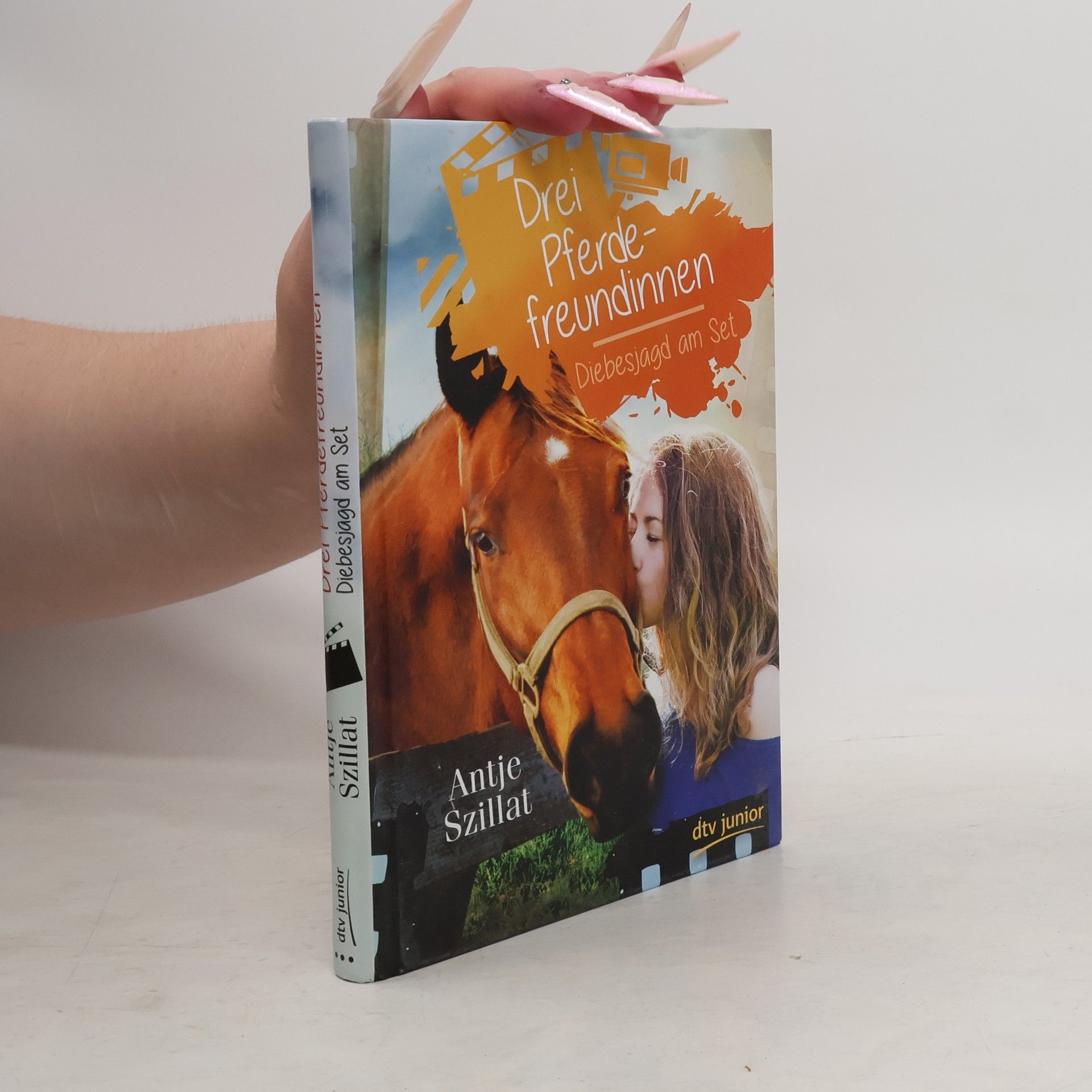 Antje Szillat Drei Pferdefreundinnen - Diebesjagd am Set
