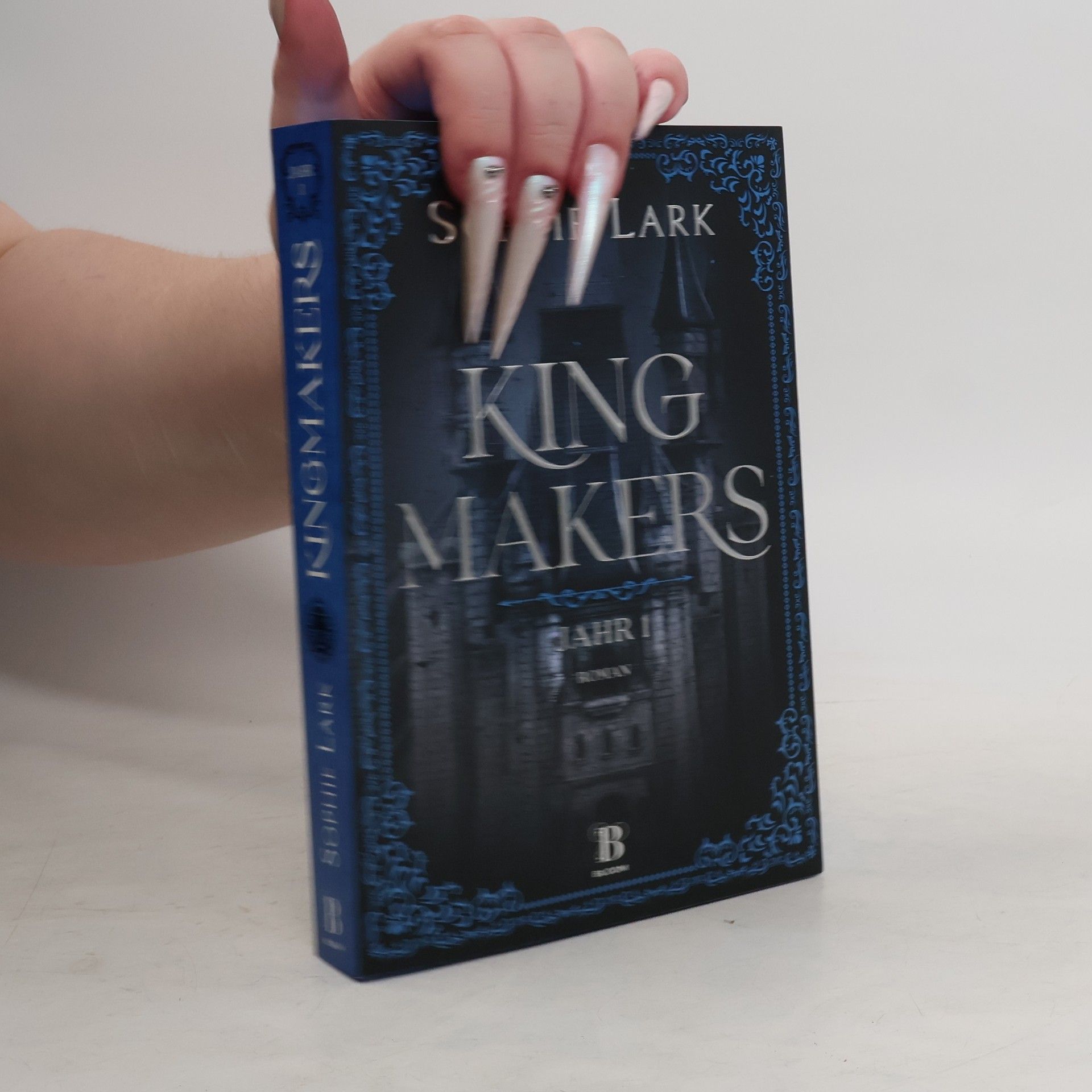 Sophie Lark Kingmakers. Jahr 1