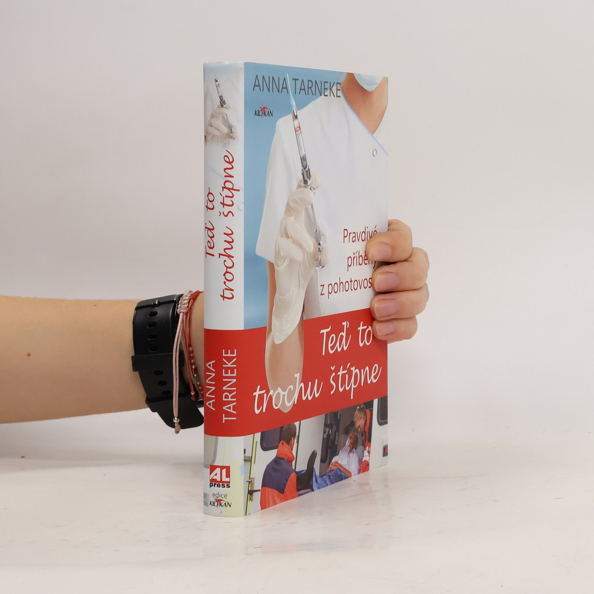 Anna Tarneke Teď to trochu štípne