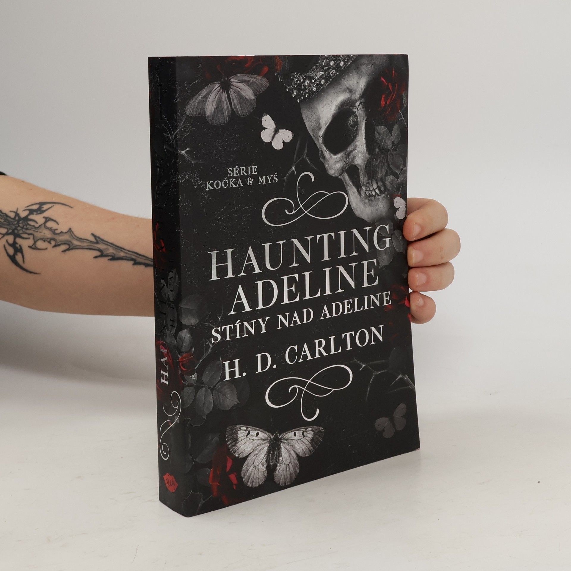 H. D. Carlton Haunting Adeline: Stíny nad Adeline