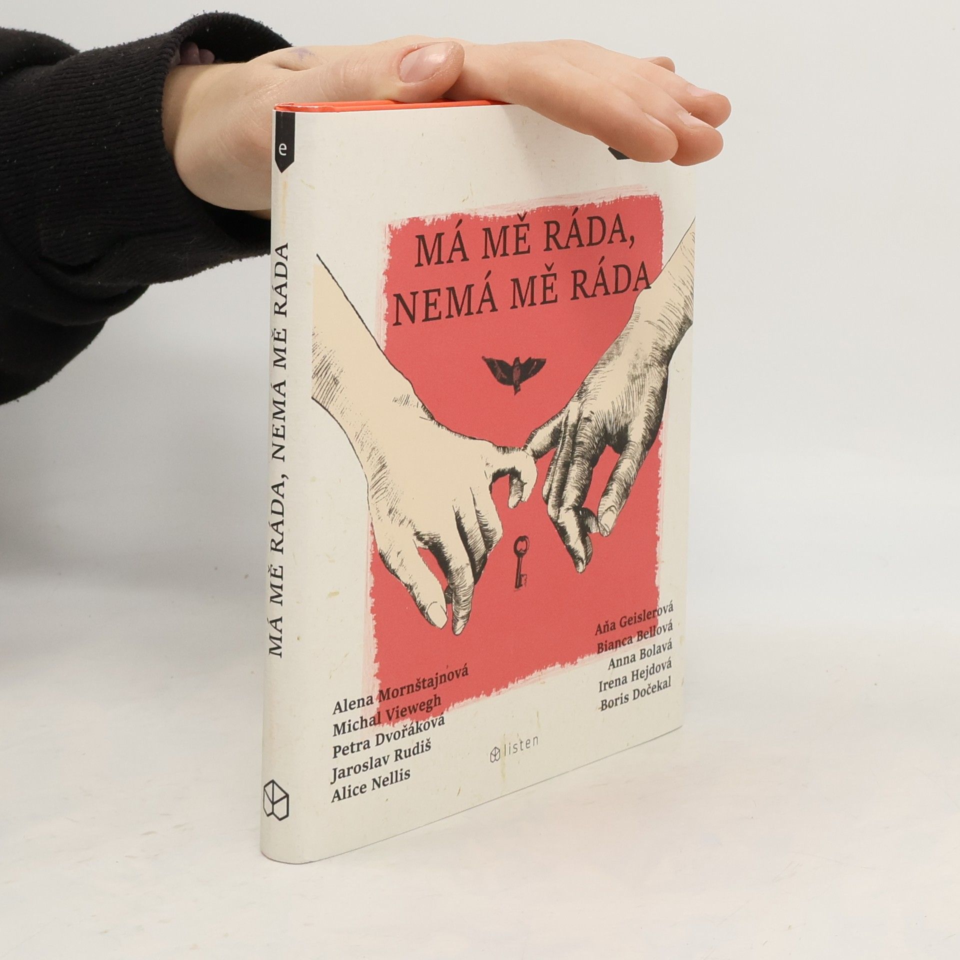 Collectif d'auteurs Má mě ráda, nemá mě ráda