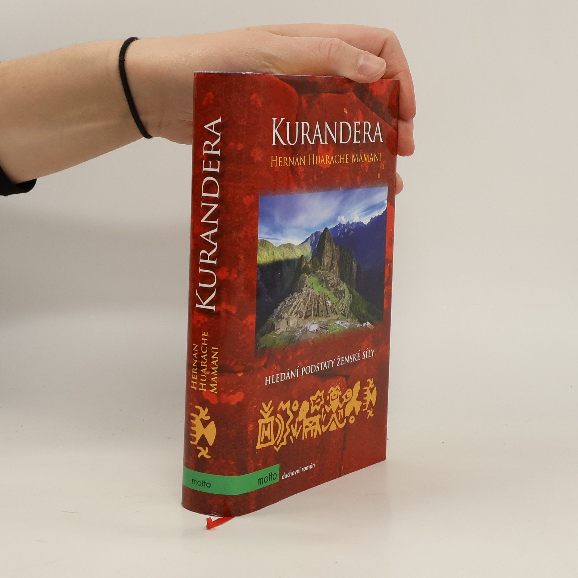 Hernán Huarache Mamani Kurandera. Hledání podstaty ženské síly