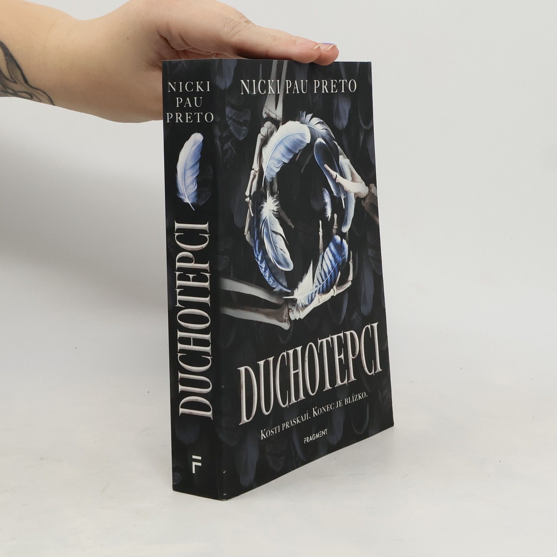 Nicki Pau Preto Duchotepci