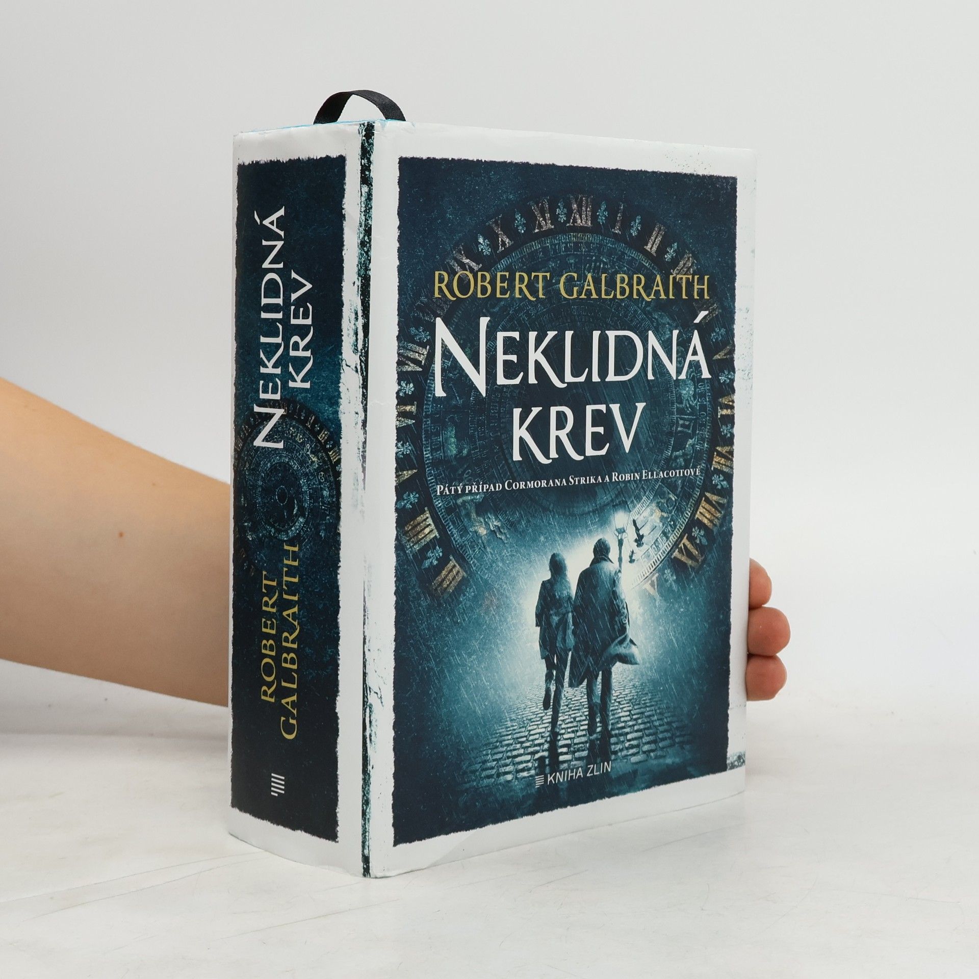 Robert Galbraith Neklidná krev