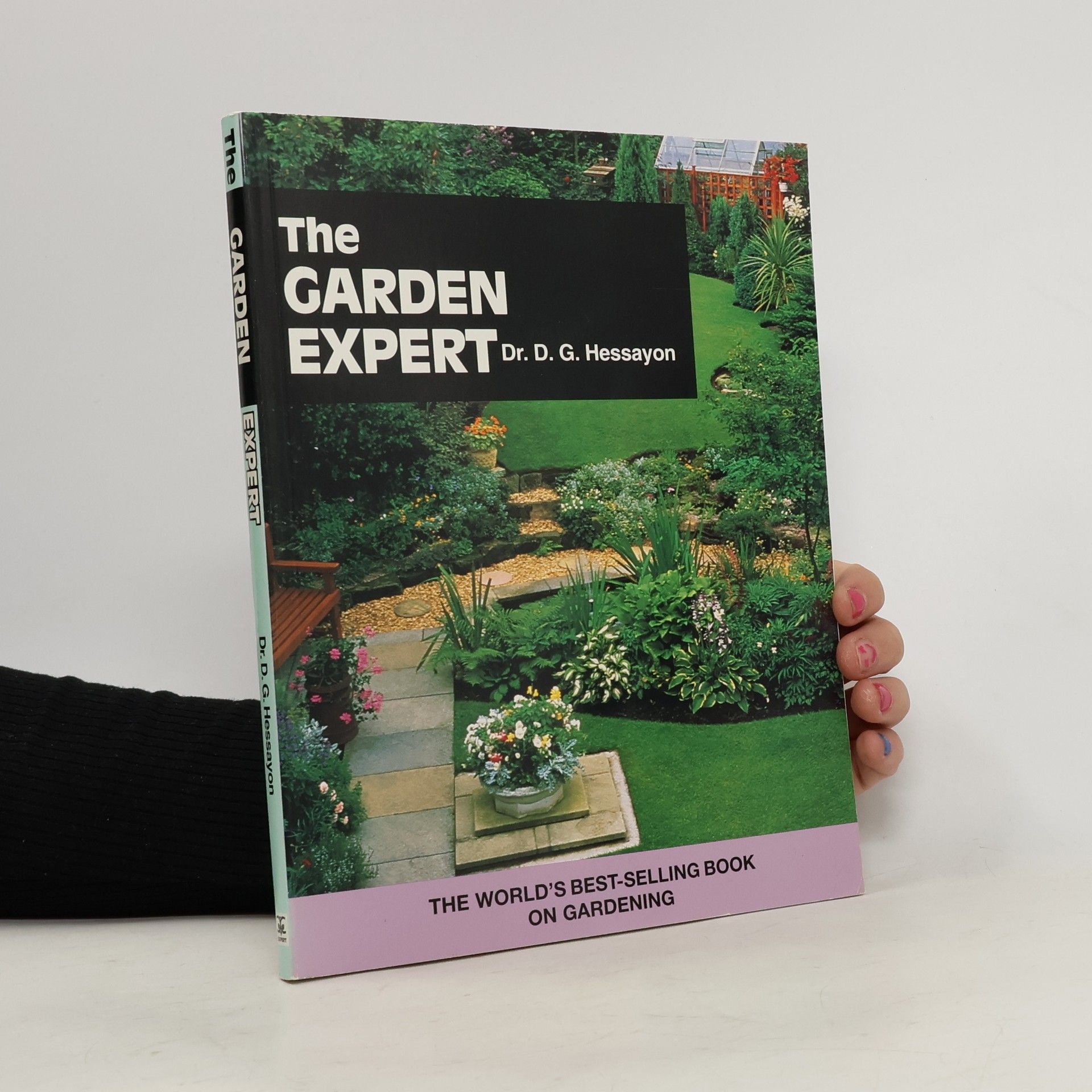 Dr. D. G. Hessayon The Garden Expert