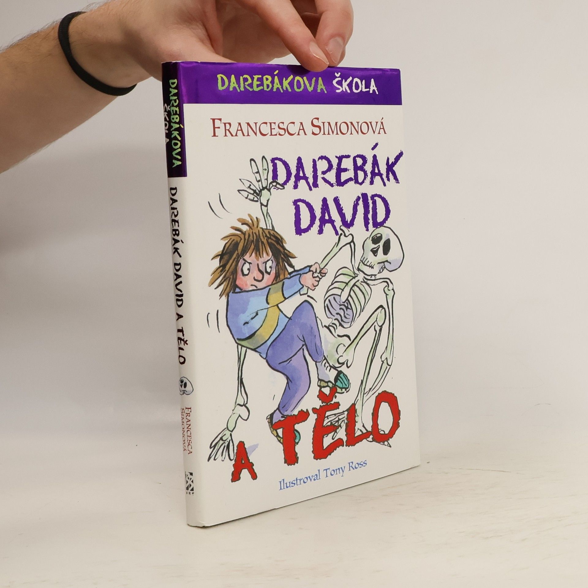 Francesca Simon Darebák David a tělo