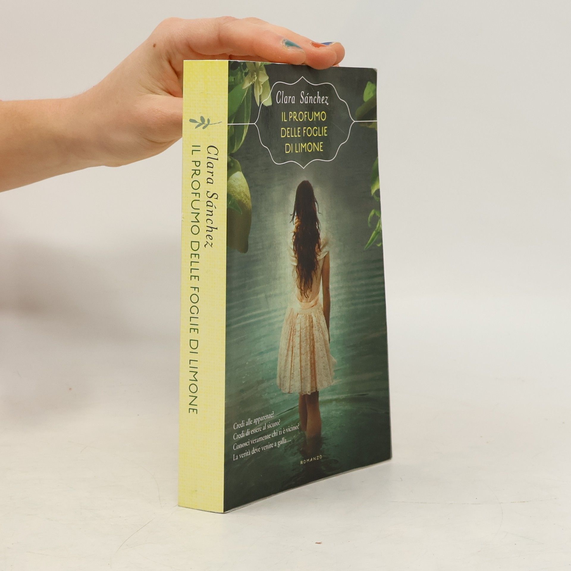 Clara Sánchez Il profumo delle foglie di limone
