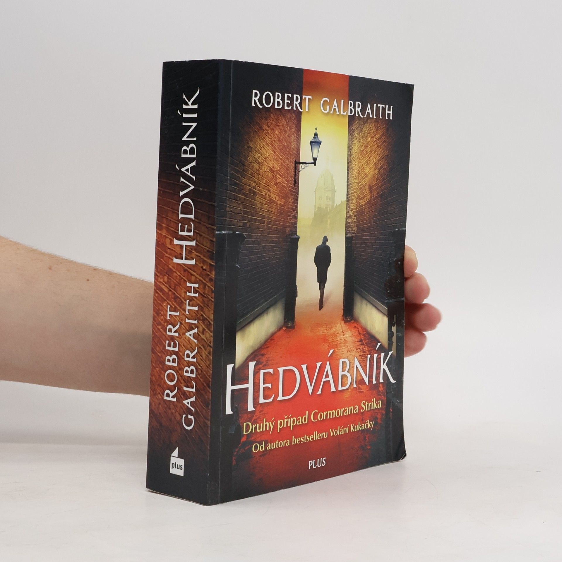 Robert Galbraith Hedvábník