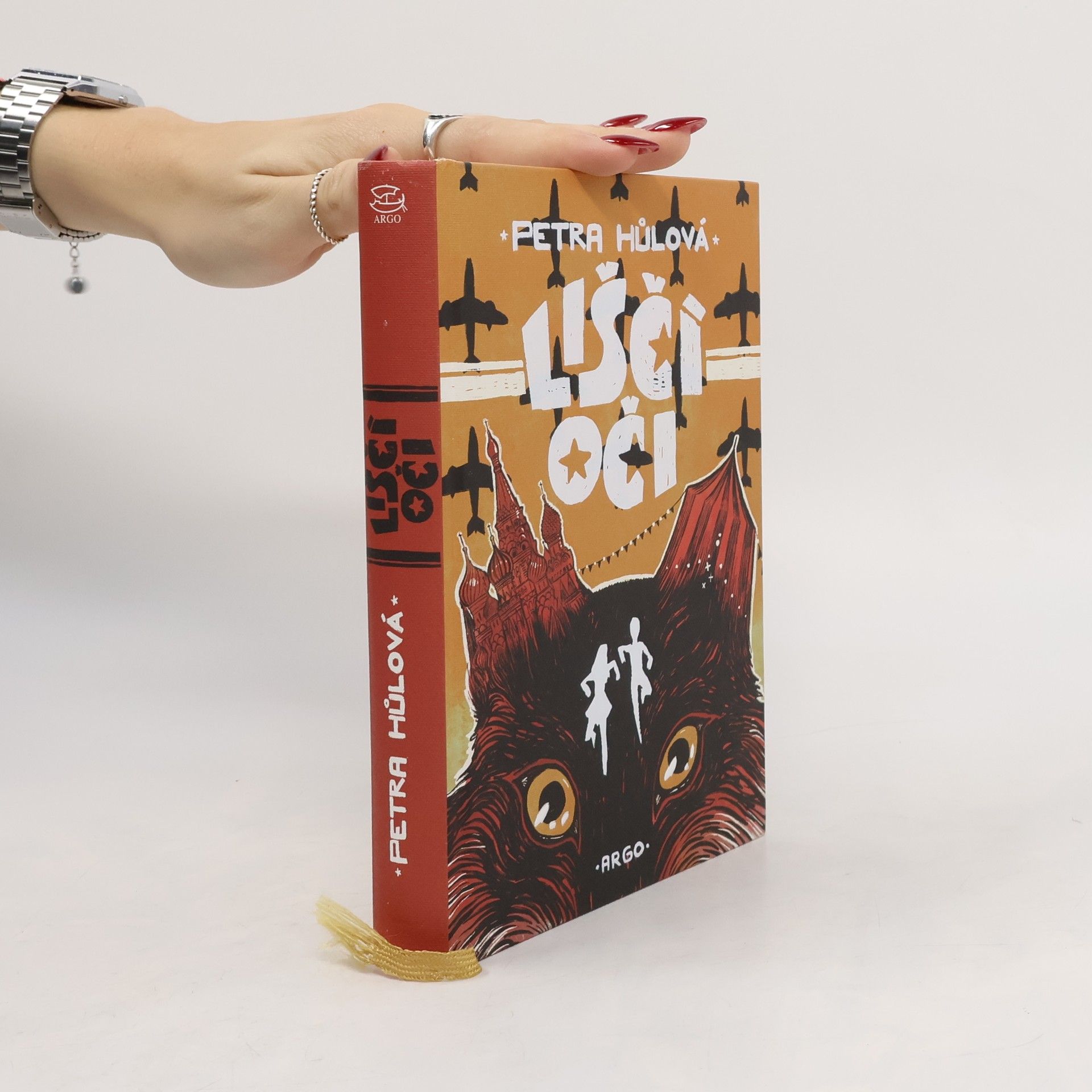 Hůlová Petra Liščí oči