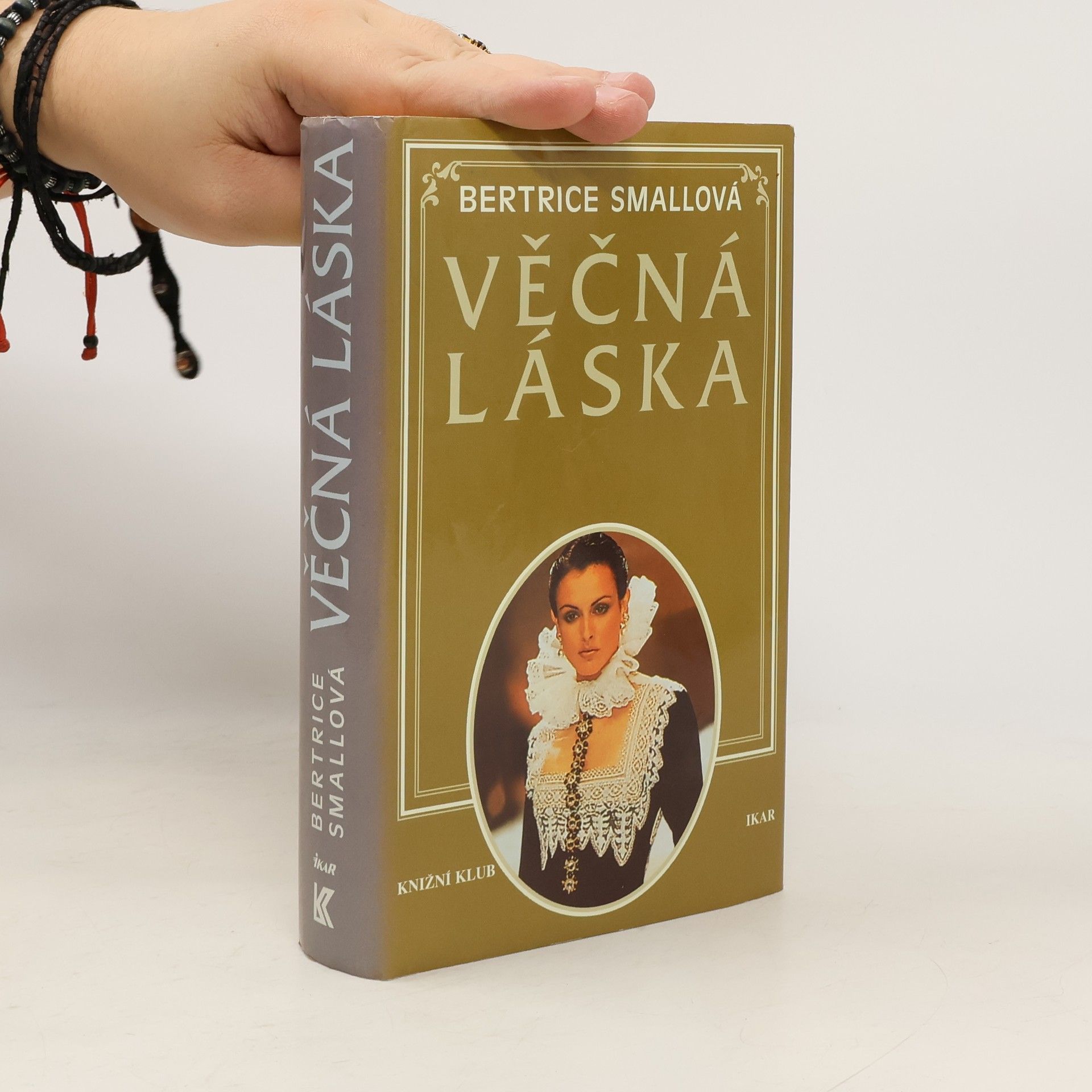 Bertrice Small Věčná láska