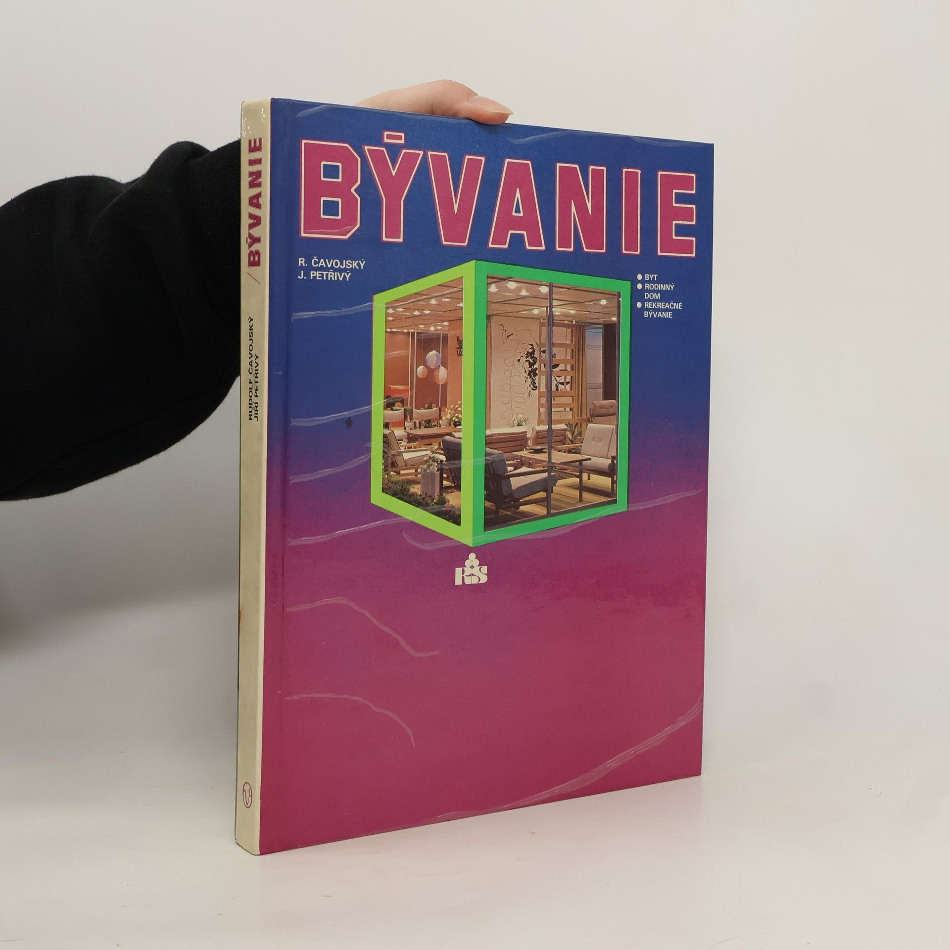 R. Čavojský Bývanie