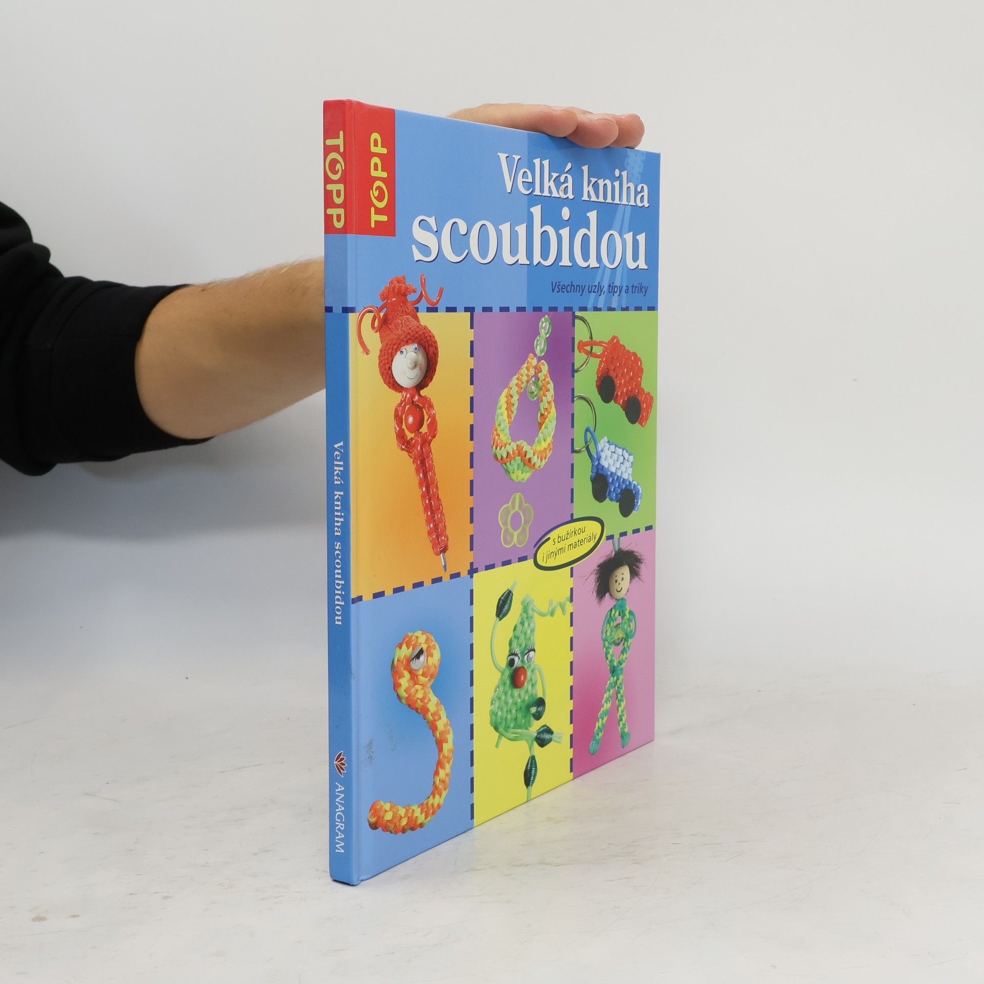 Inge Walz Velká kniha scoubidou: Všechny uzly, tipy a triky