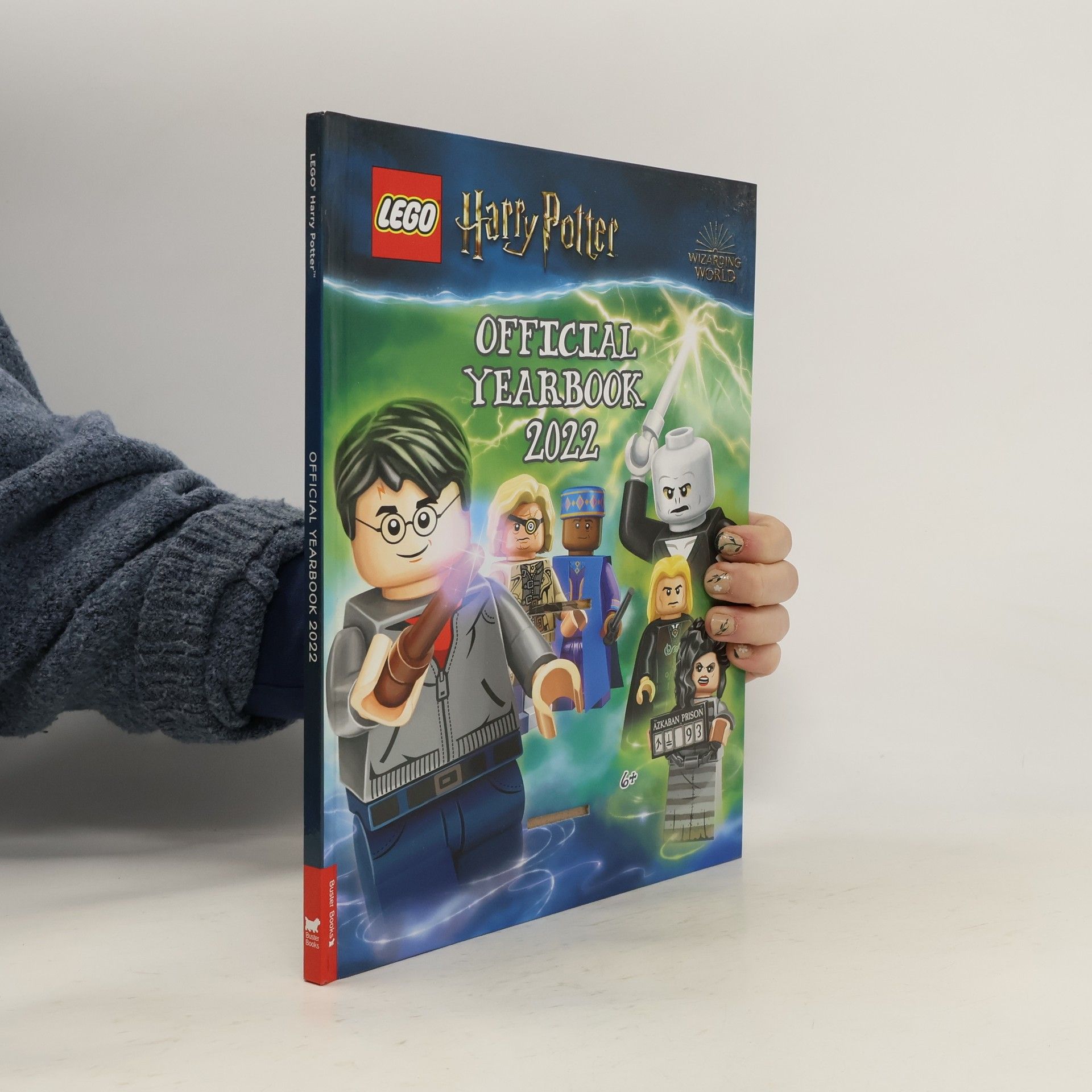 Buster Books LEGO (R) Harry Potter (TM): Official Yearbook 2022 (with Lucius Malfoy minifigure)