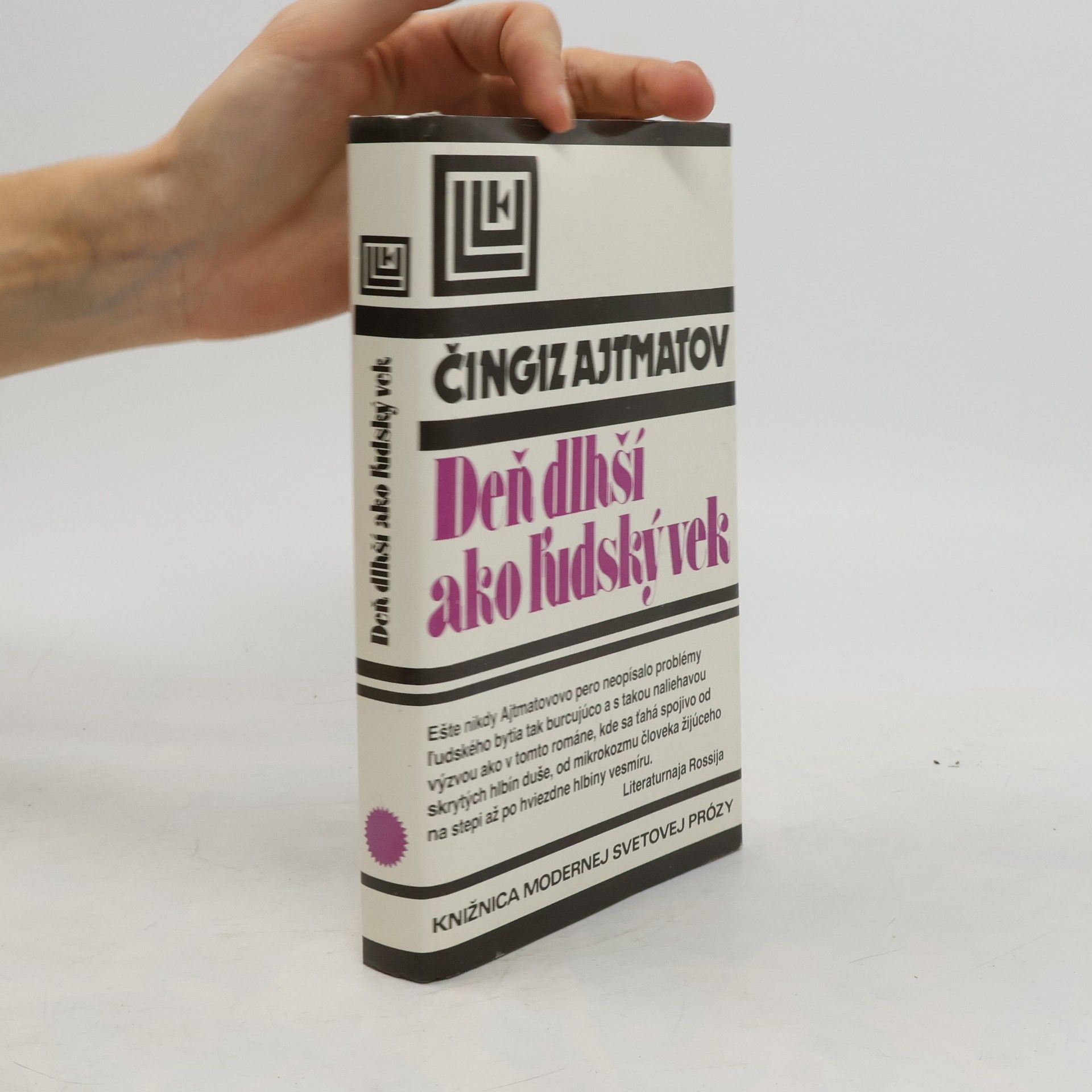 Tschingis Aitmatow Deň dlhší ako ľudský vek