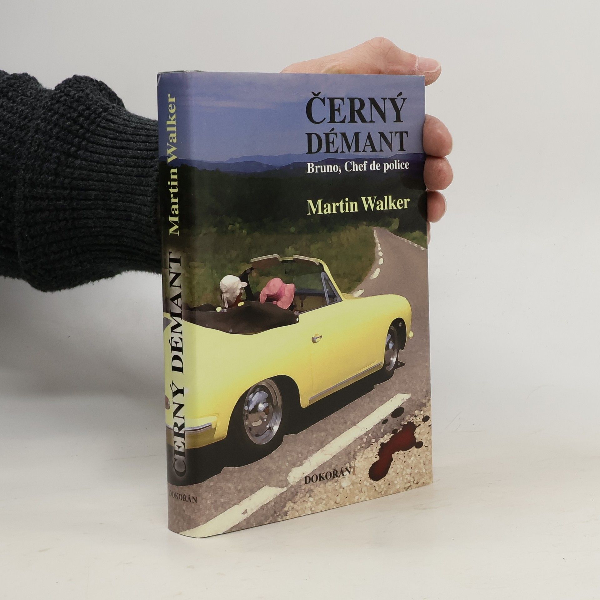 Martin Walker Černý démant