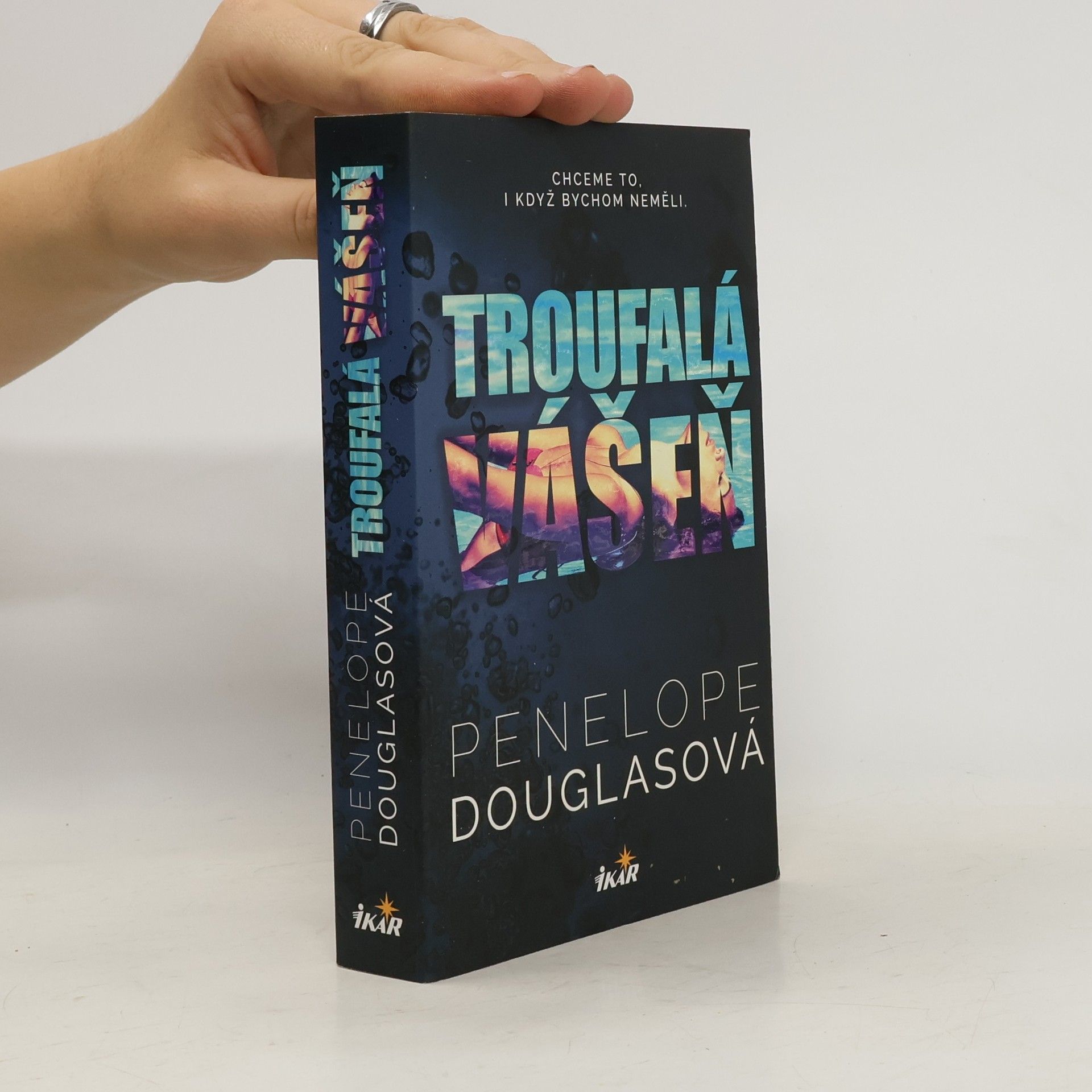 Penelope Douglas Troufalá vášeň