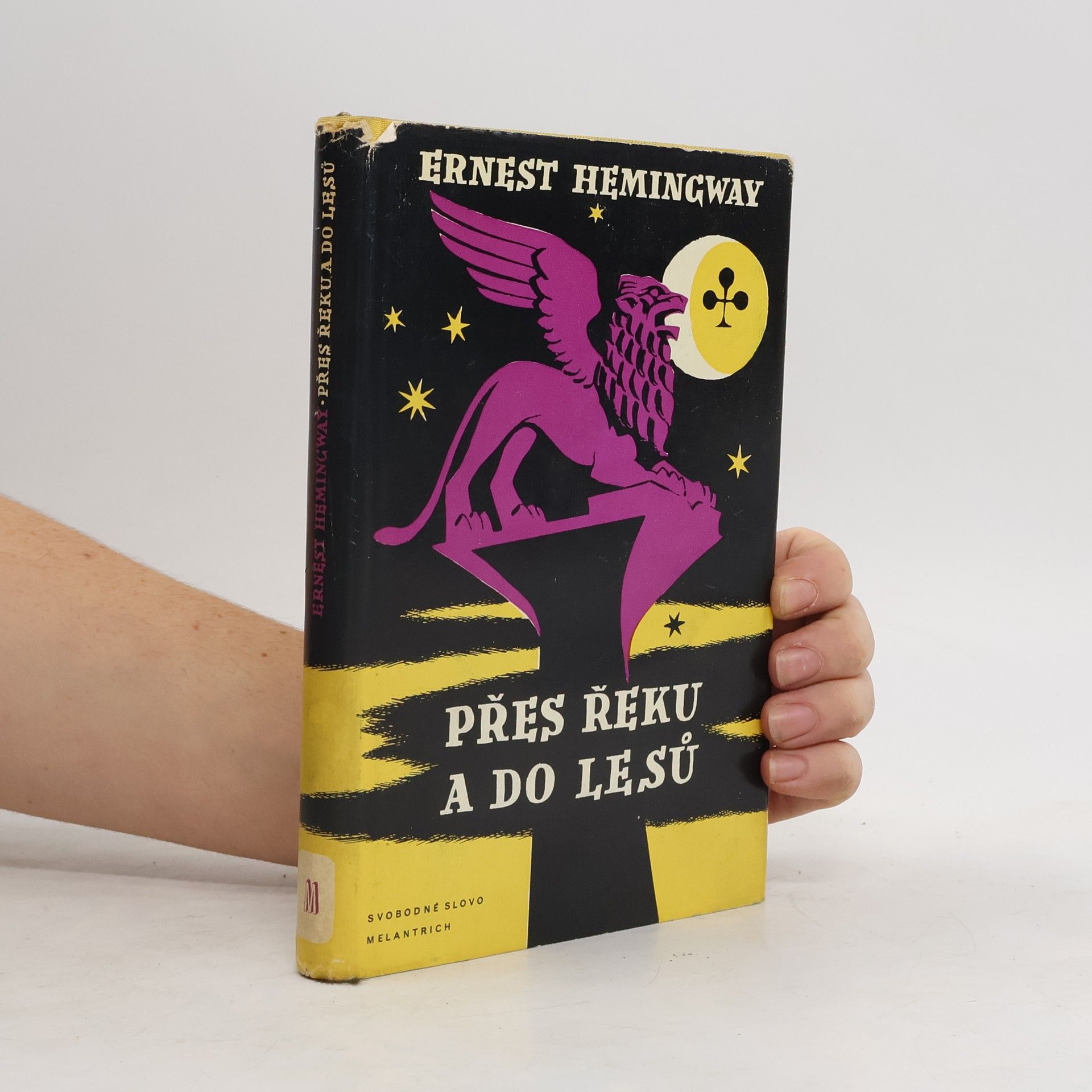 Přes řeku a do lesů