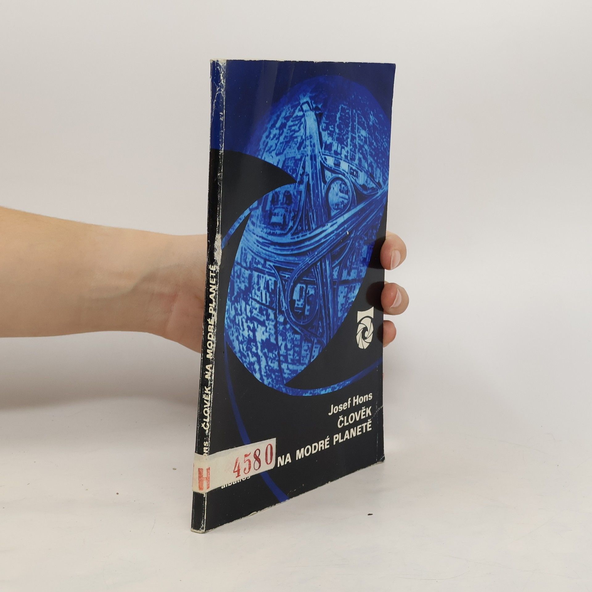 Josef Hons Člověk na modré planetě