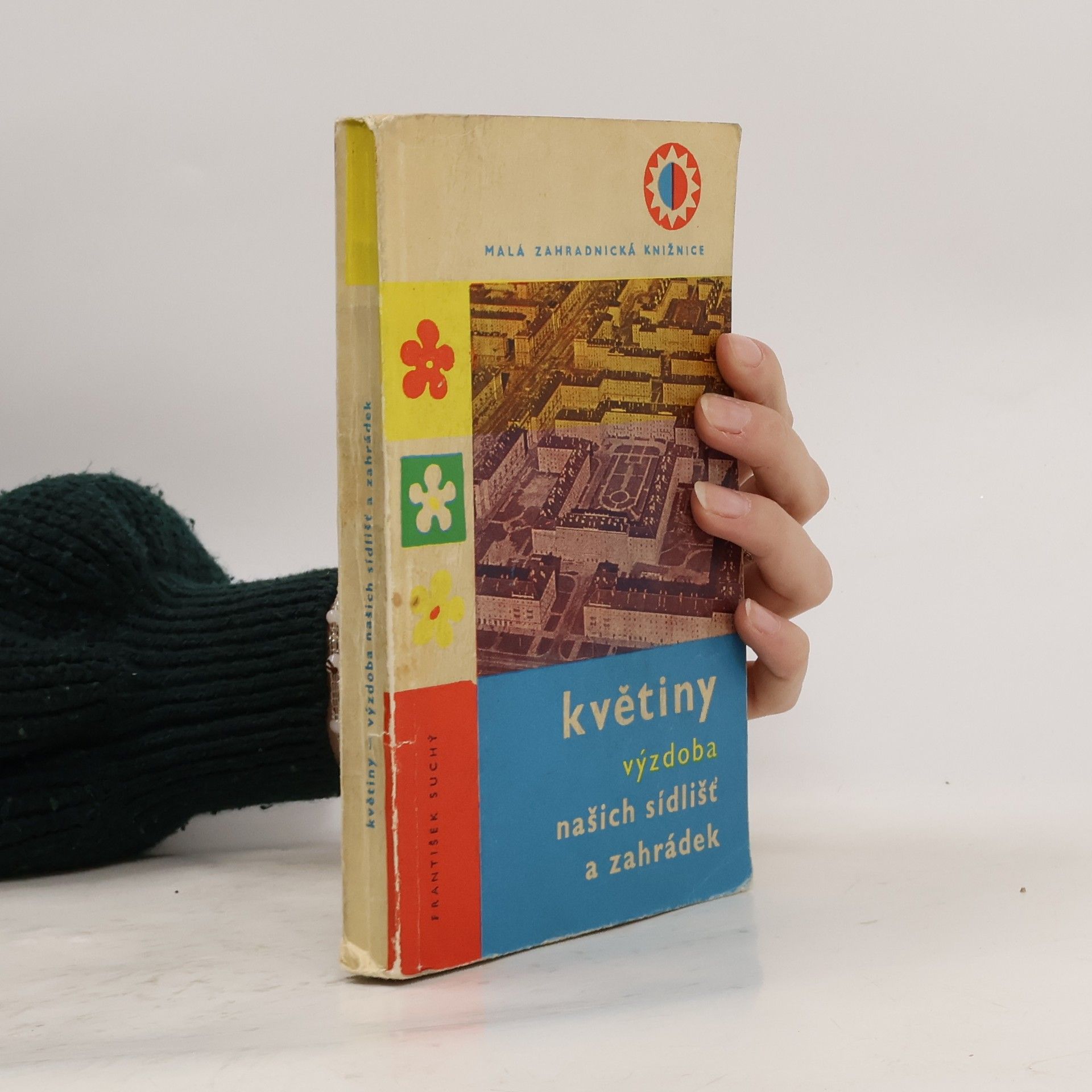 Květiny - výzdoba našich sídlišť a zahrádek