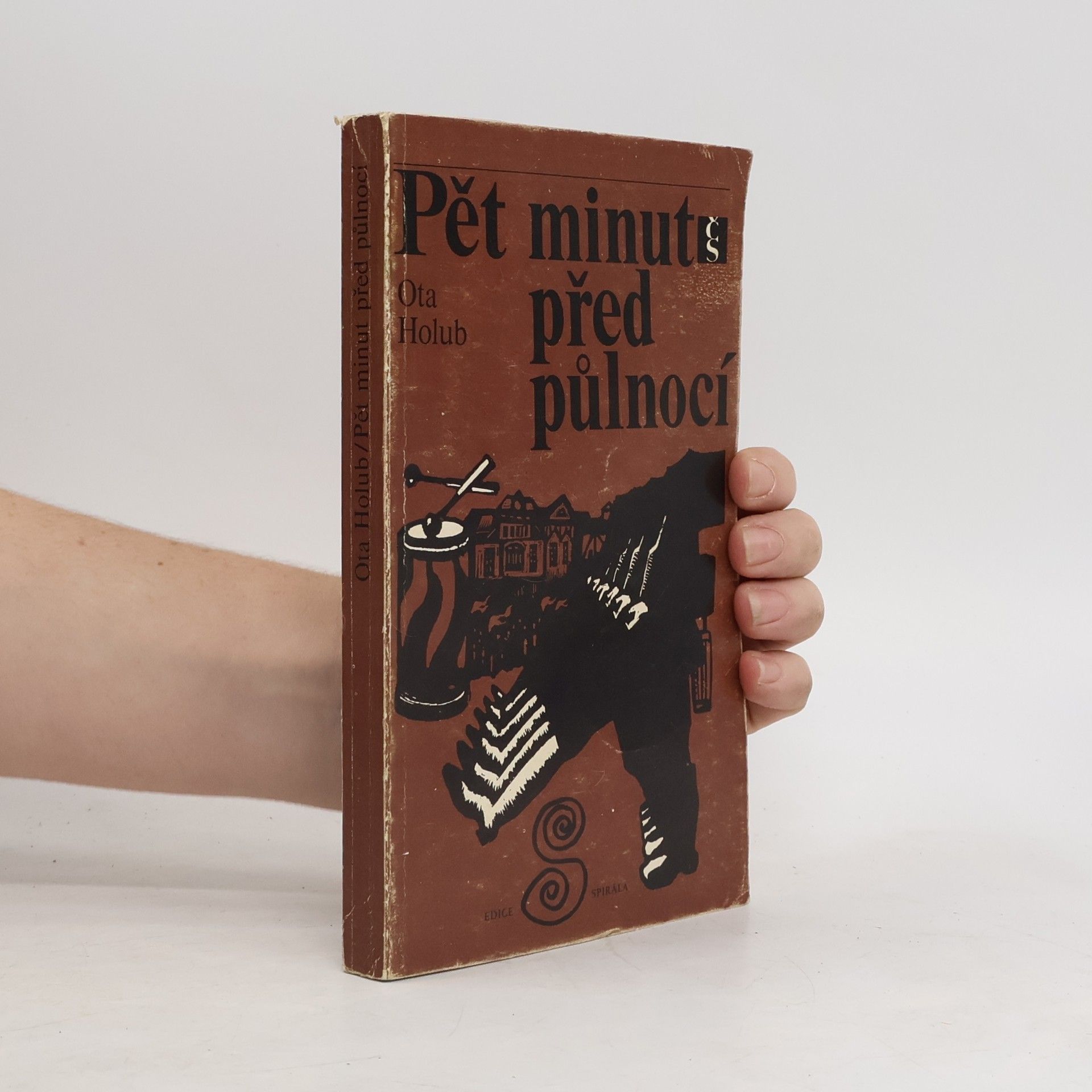 Ota Holub Pět minut před půlnocí