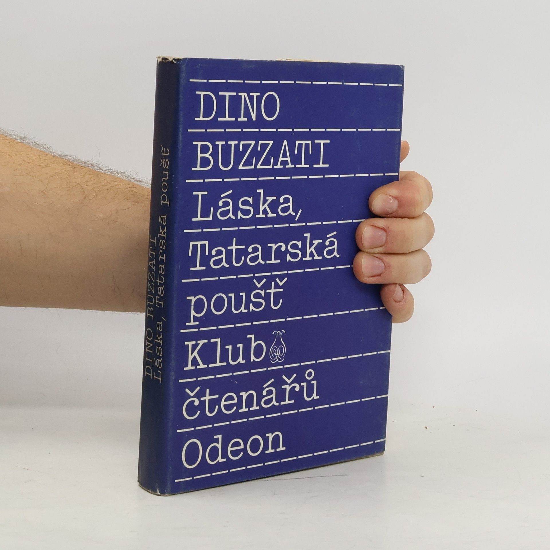 Láska.Tatarská poušť