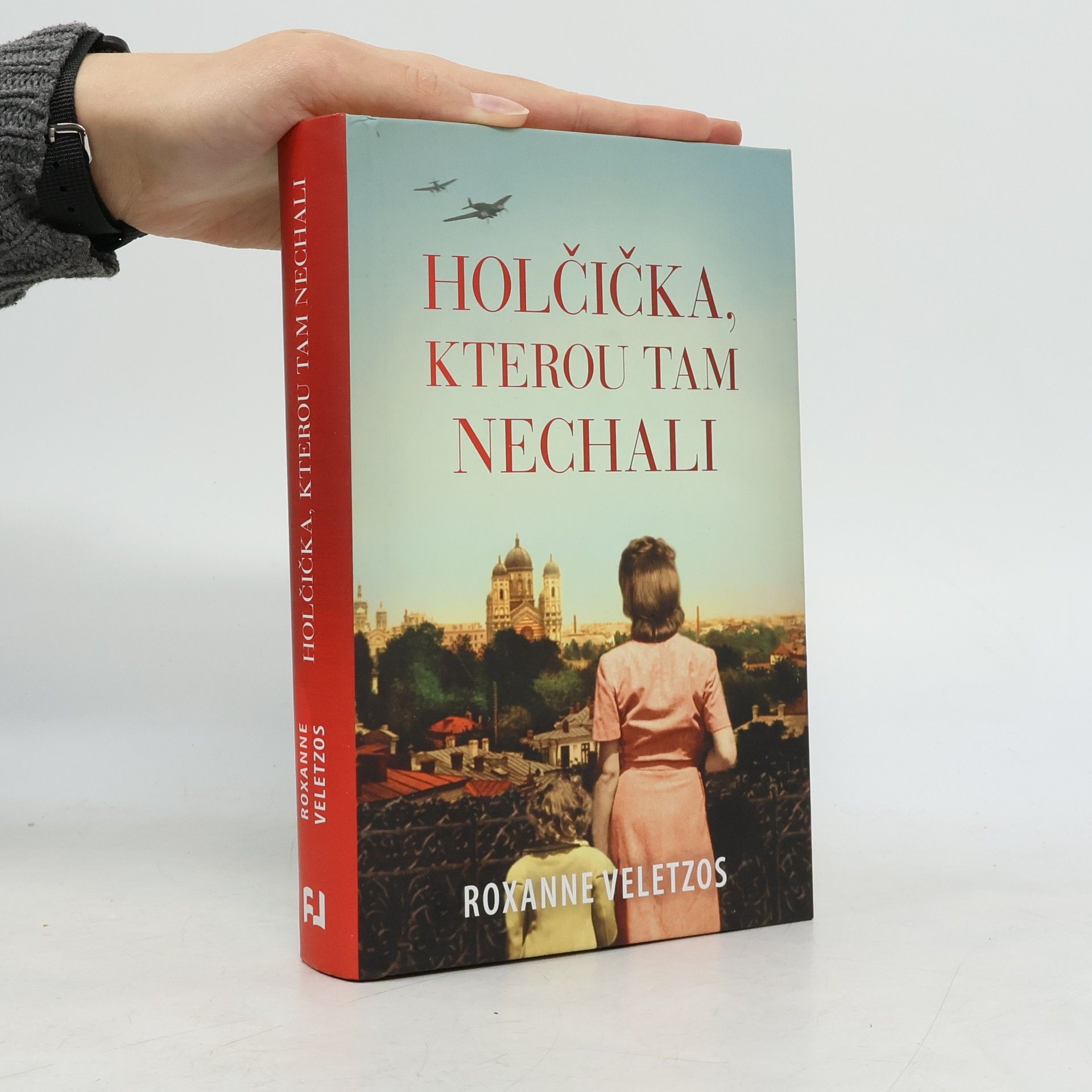 Roxanne Veletzos Holčička, kterou tam nechali