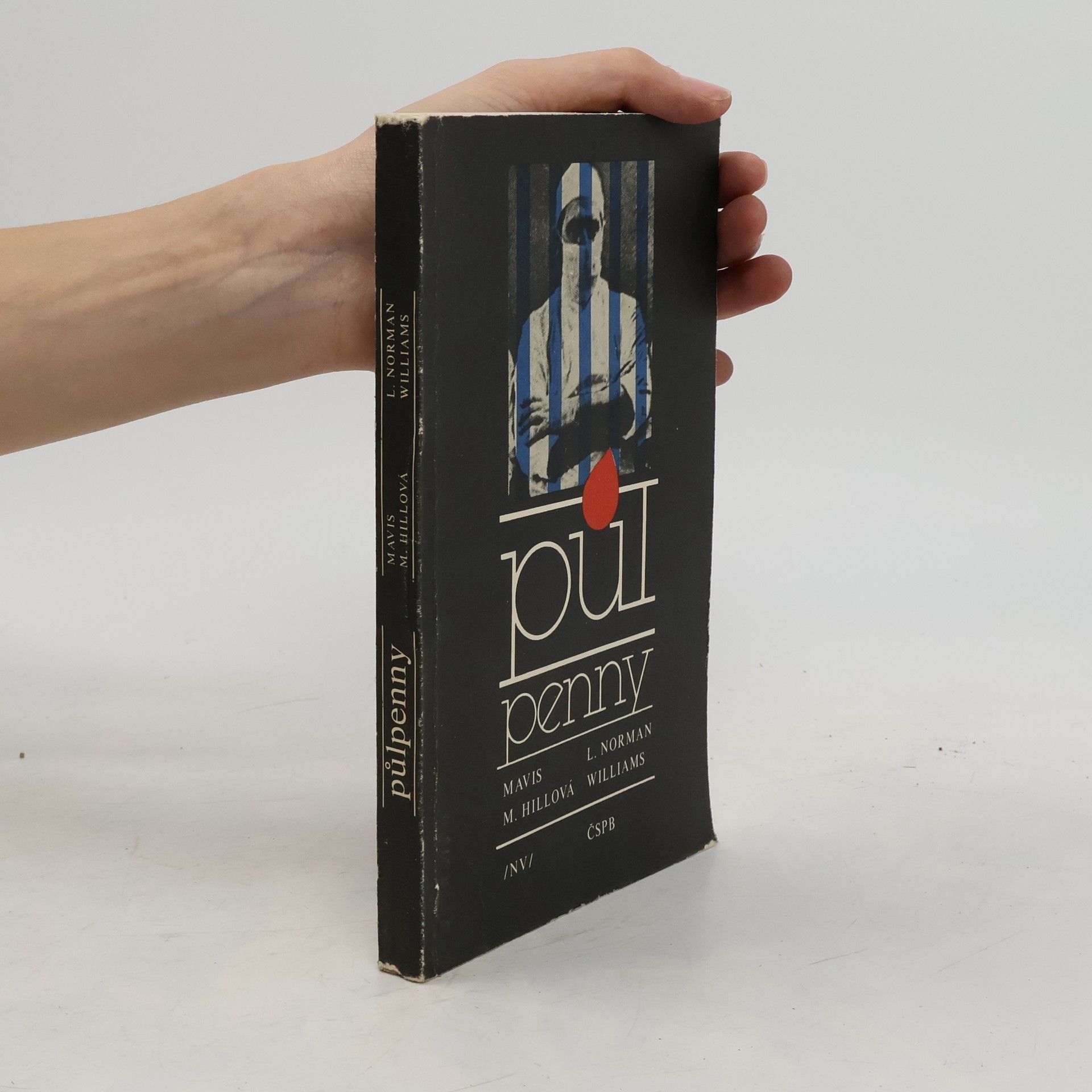 Mavis M. Hill Půl penny