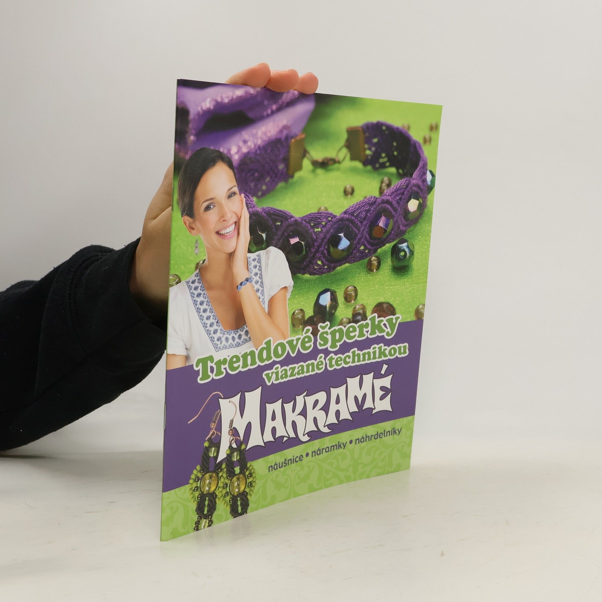 Kolektiv autorů Trendové šperky viazané technikou