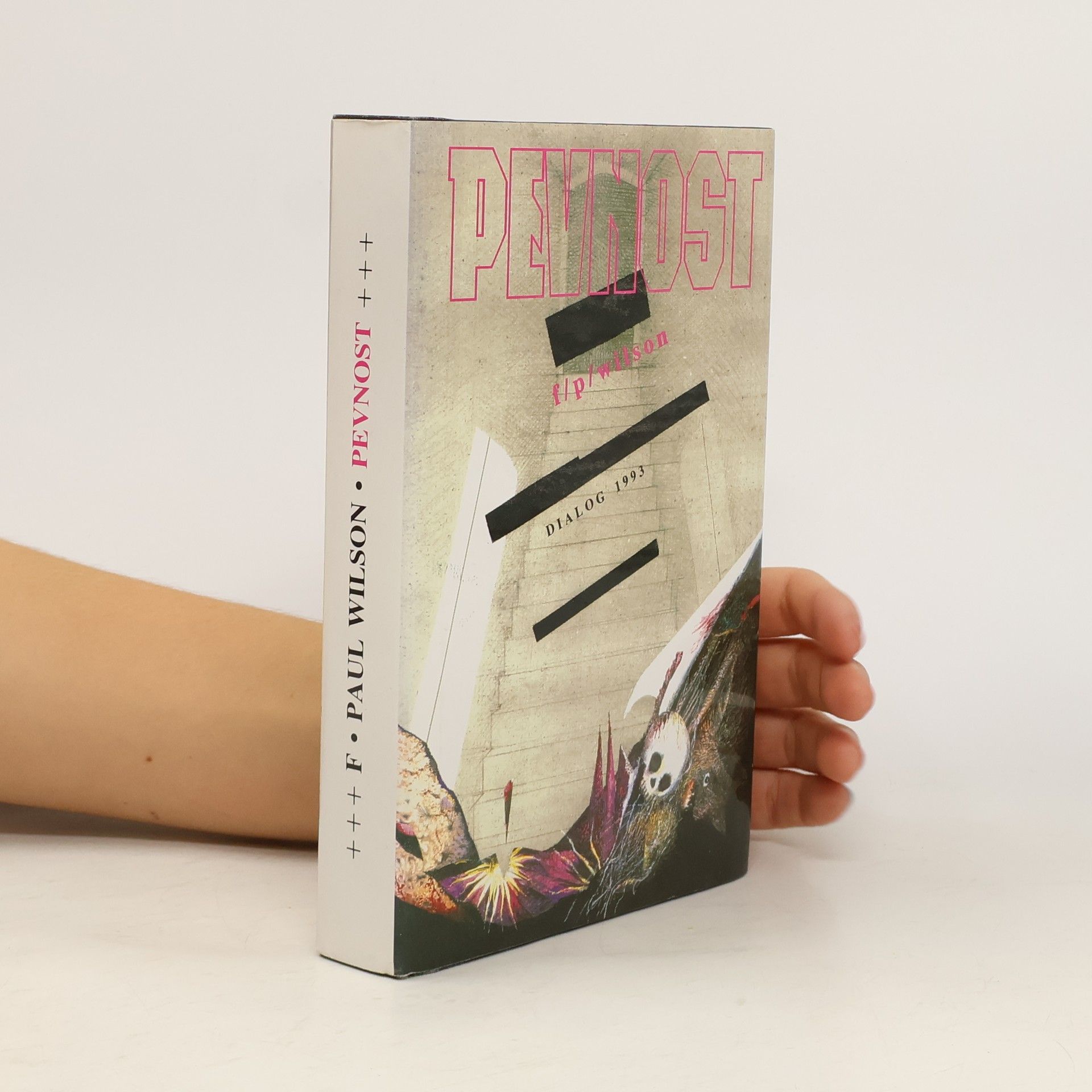 F. Paul Wilson Pevnost