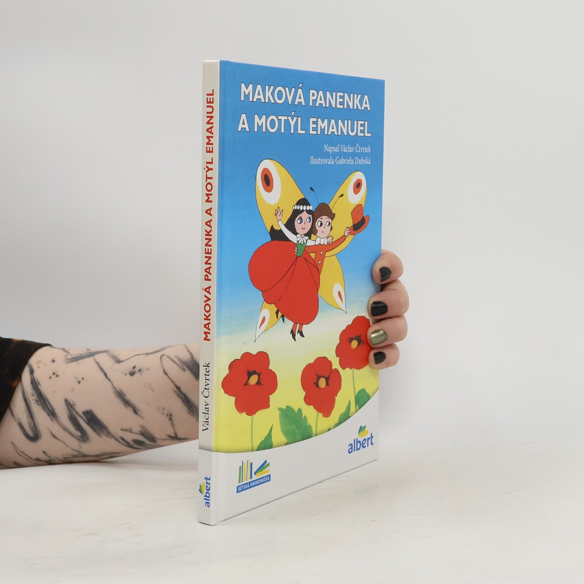 Maková panenka a motýl Emanuel