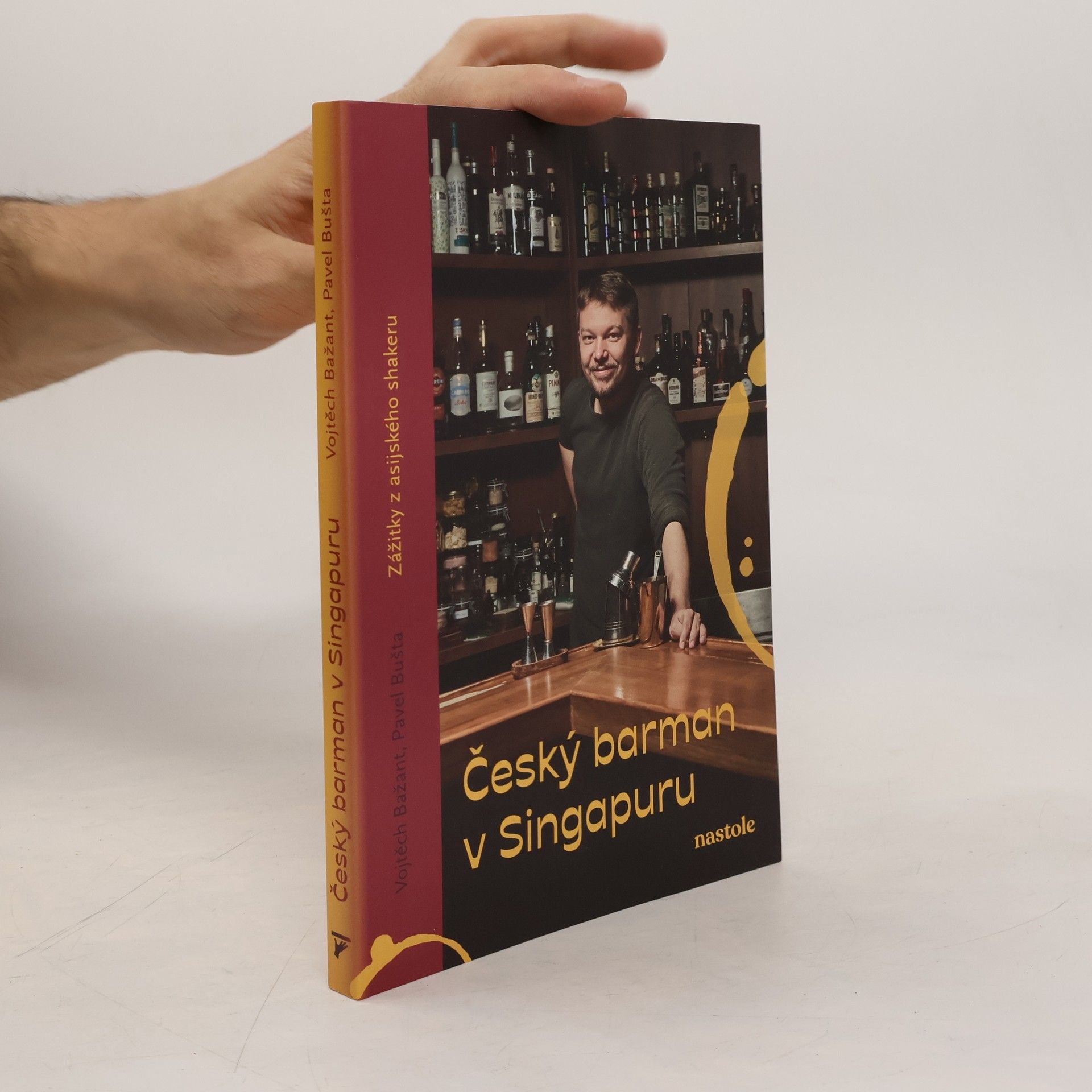 Český barman v Singapuru