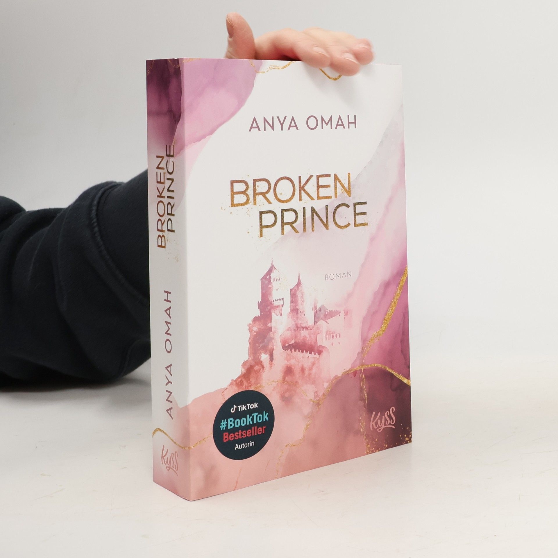 Anya Omah Broken Prince