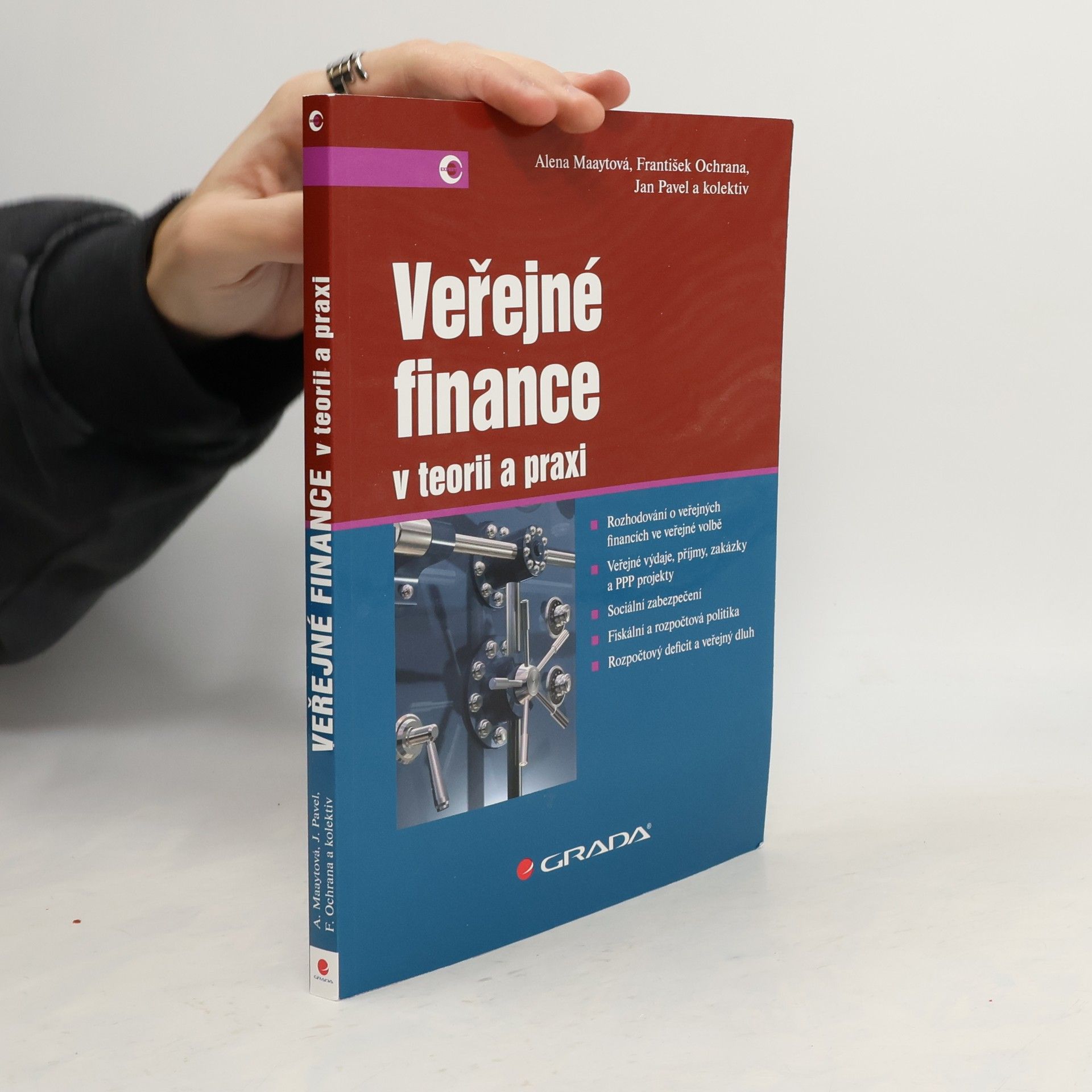 Alena Maaytová Veřejné finance v teorii a praxi