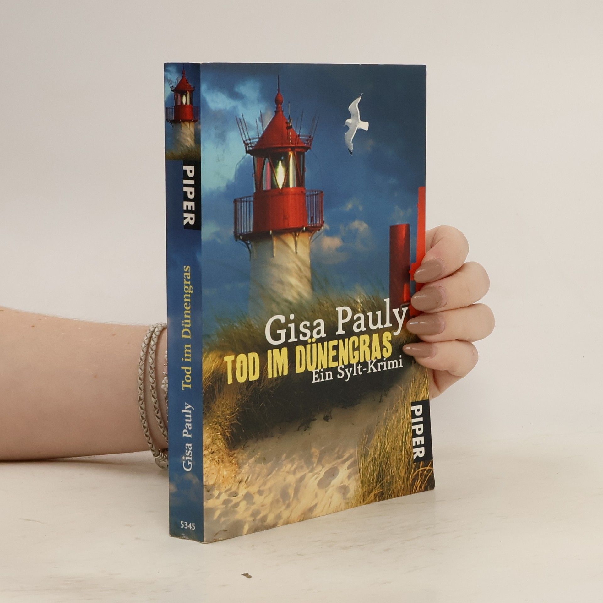 Gisa Pauly Tod im Dünengras