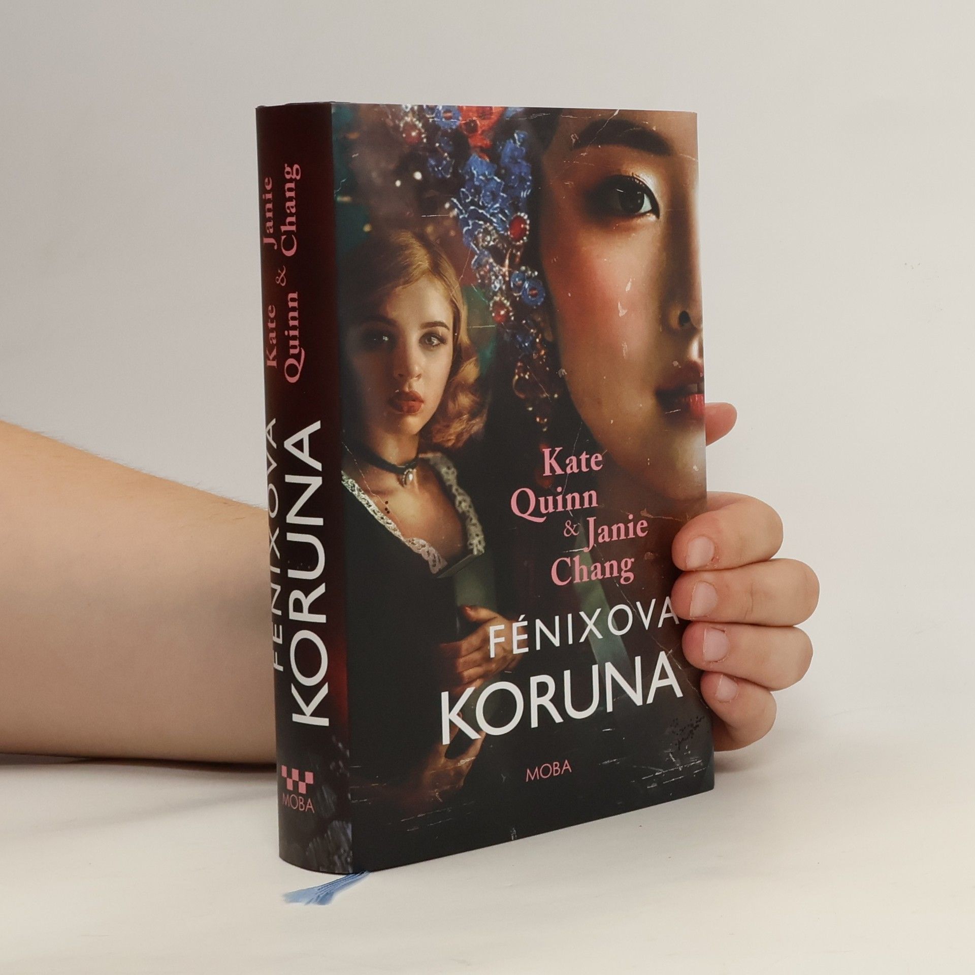 Kate Quinn Fénixova koruna