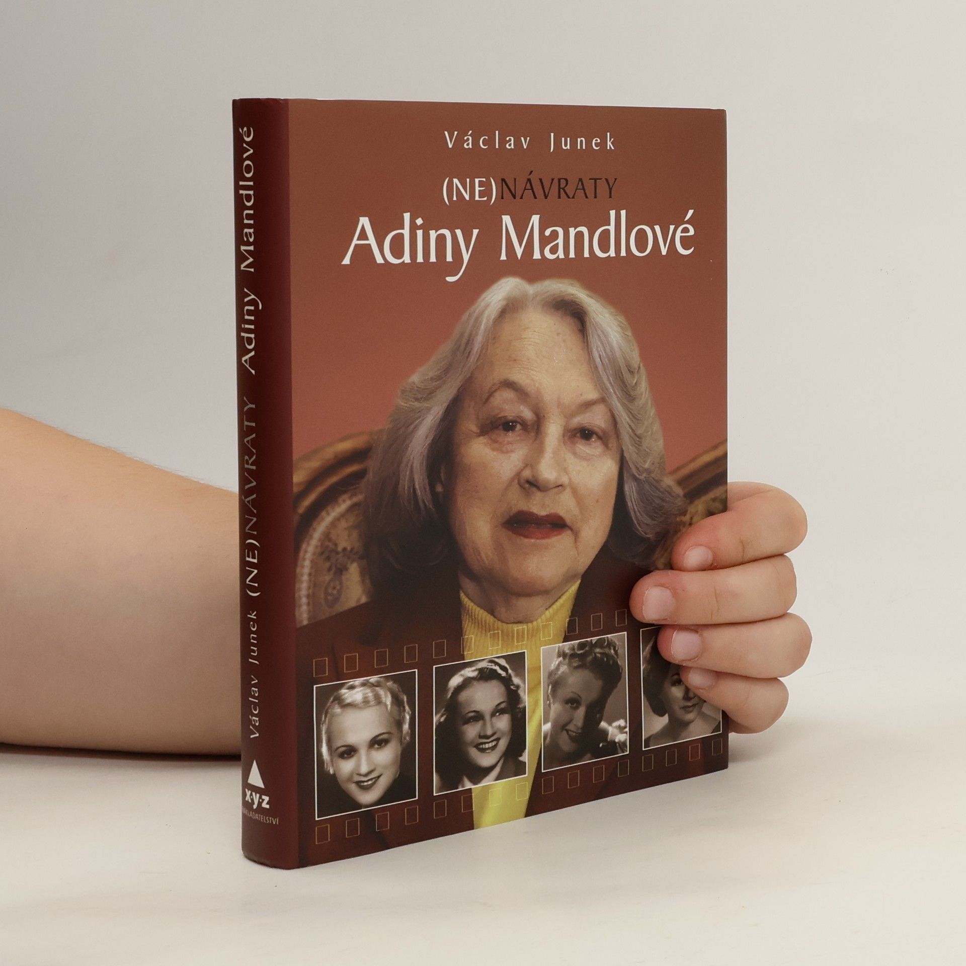 Václav Junek (Ne)návraty Adiny Mandlové