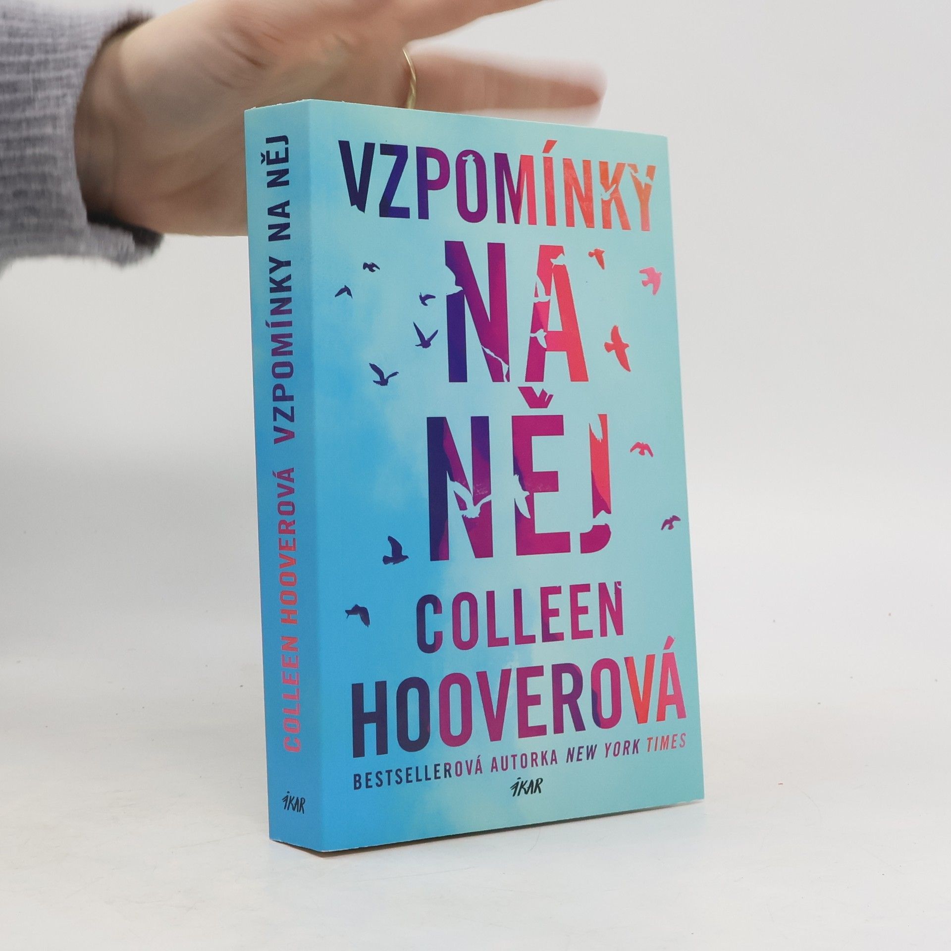 Colleen Hoover Vzpomínky na něj