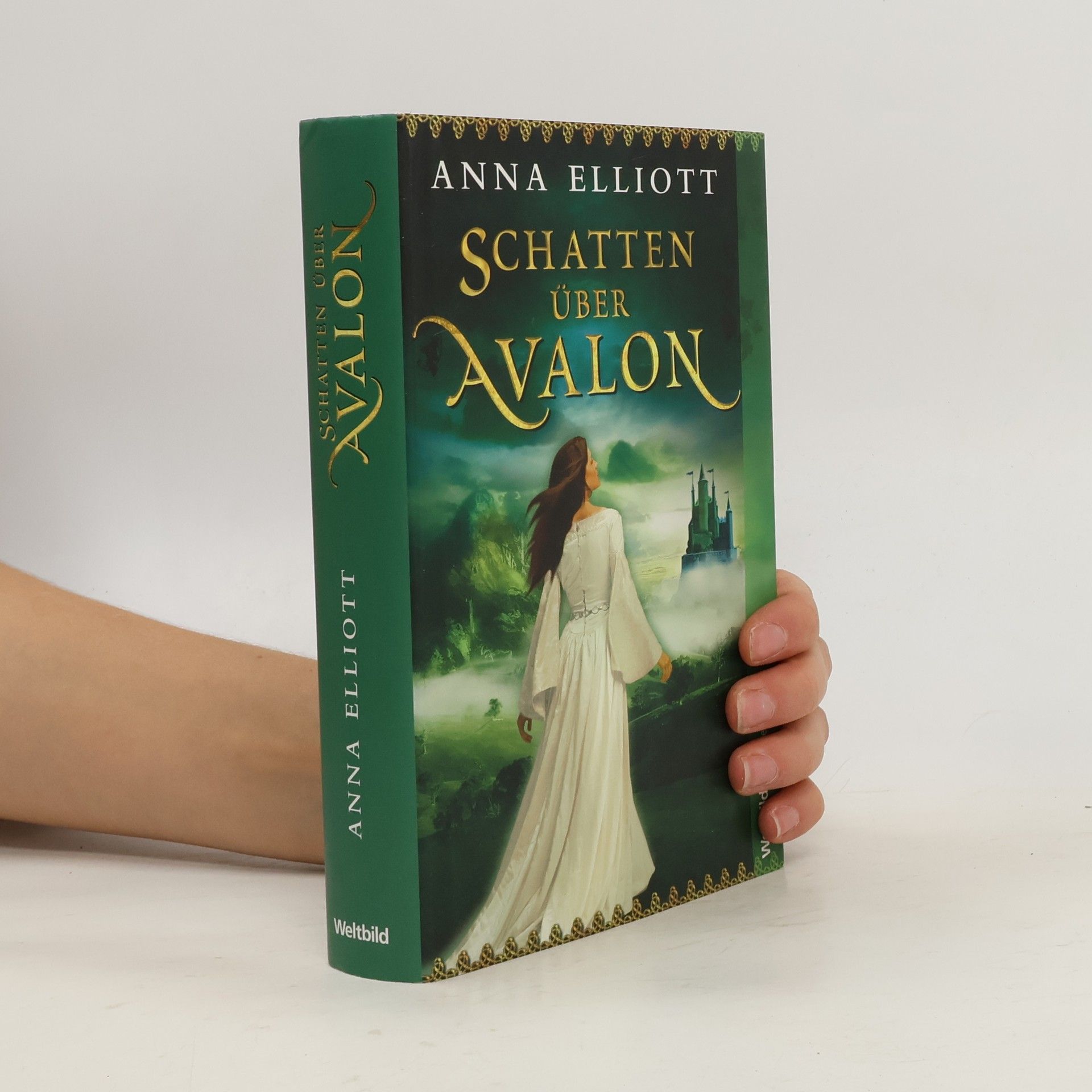 Anna Elliott Schatten über Avalon