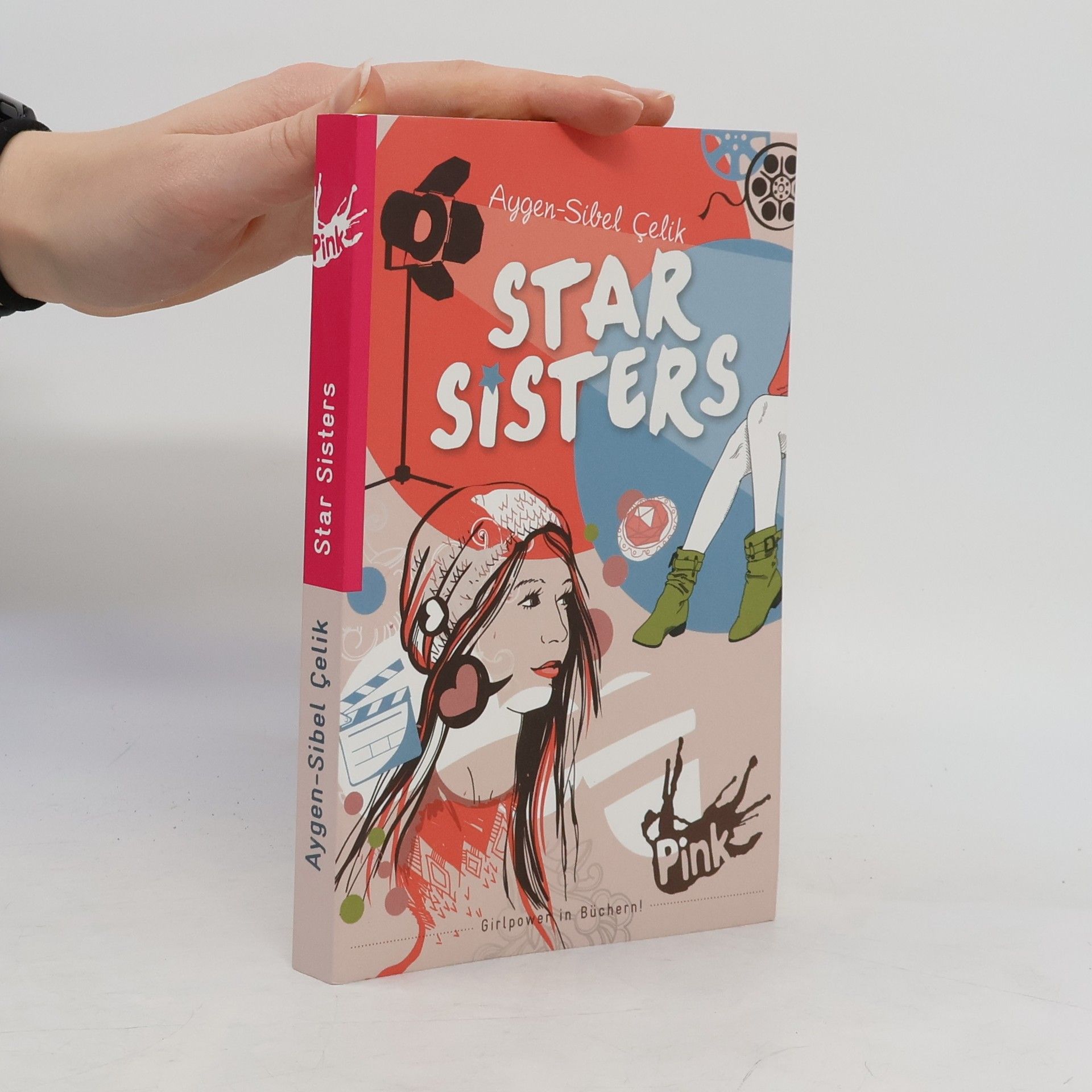 Aygen-Sibel Çelik Star Sisters