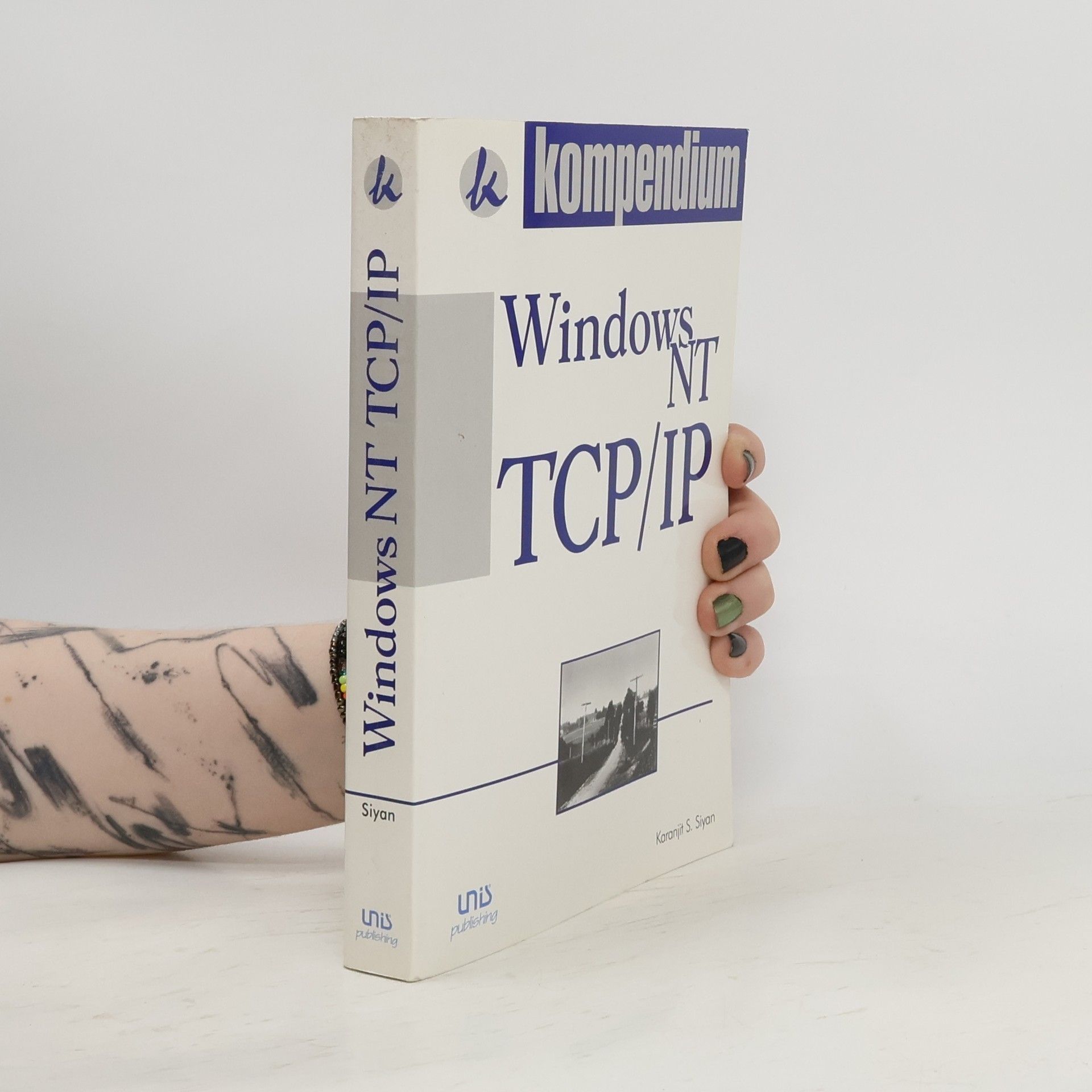 Karanjit Siyan Windows NT TCP