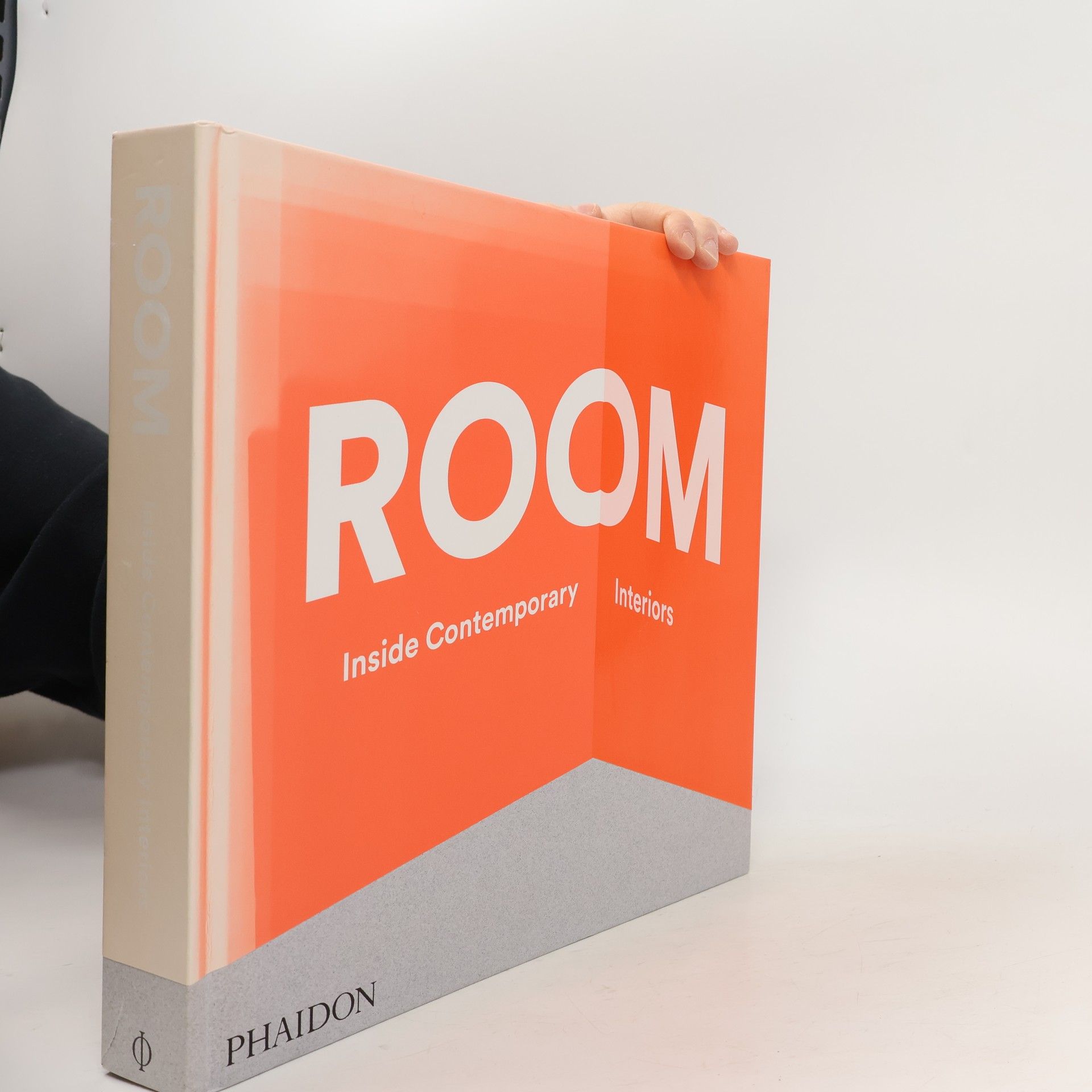 Autorenkollektiv Room. Inside contemporary interiors