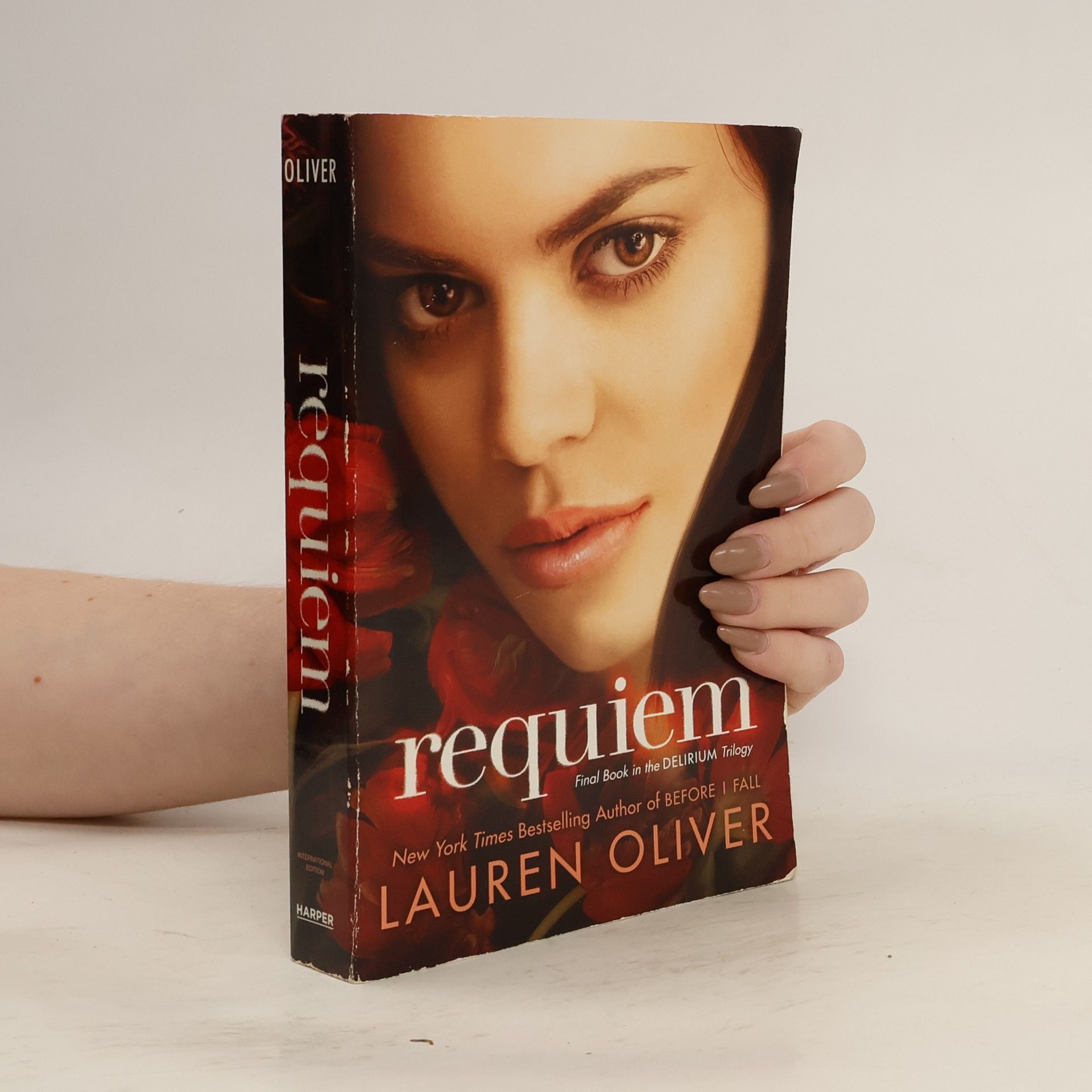 Lauren Oliver Requiem