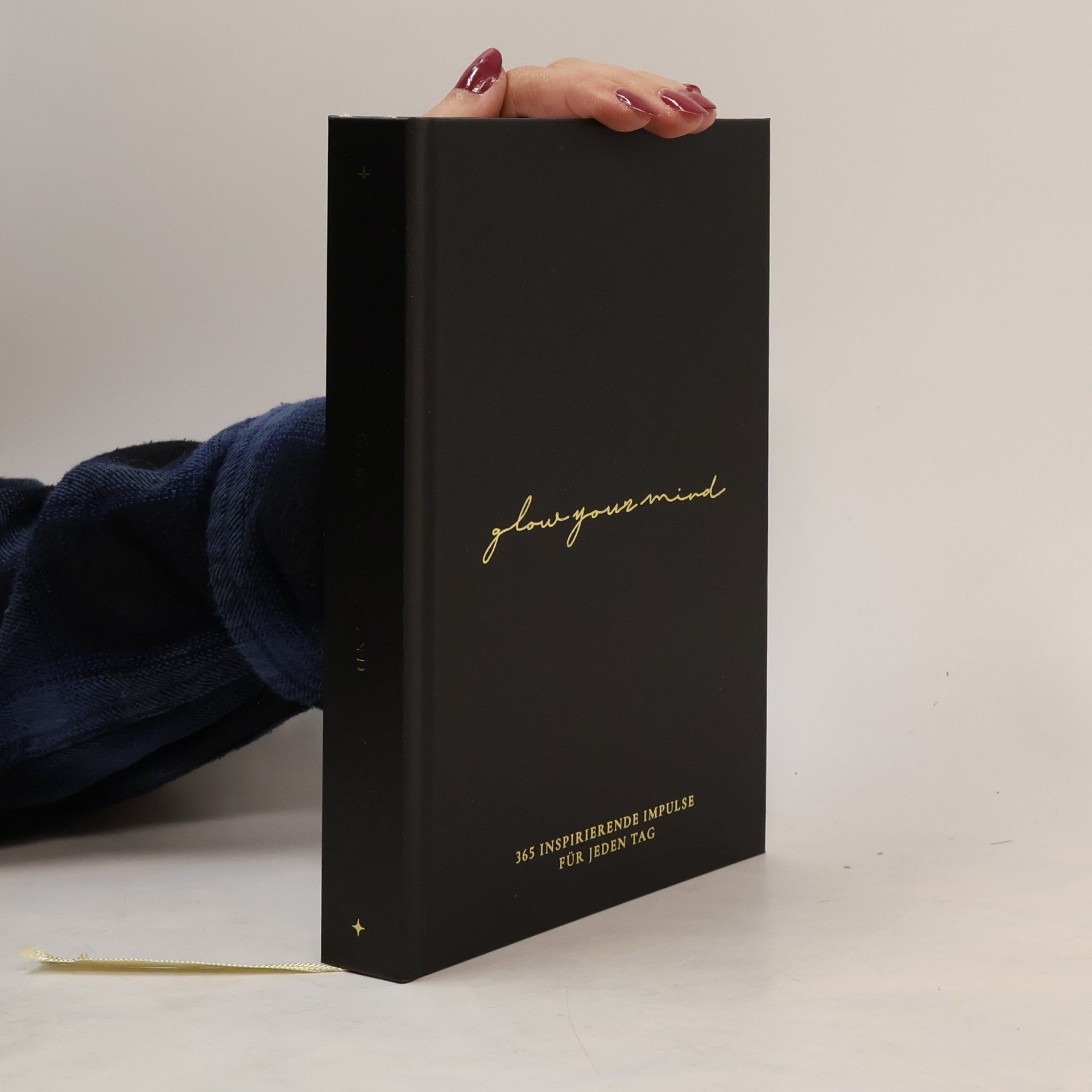 Anastasija Lukic Glow your mind