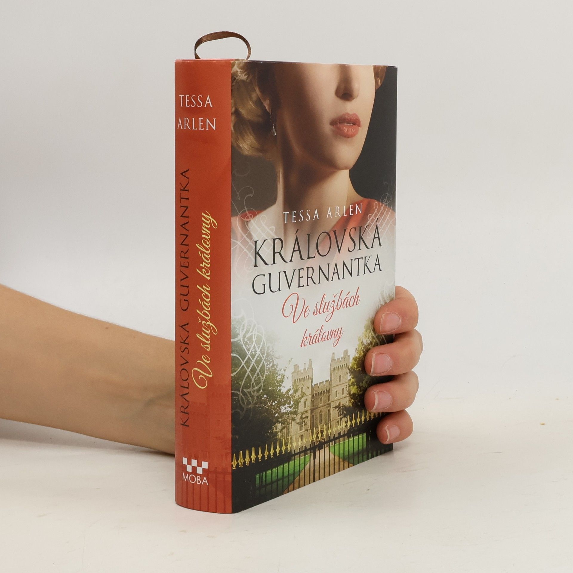 Tessa Arlen Královská guvernantka. Ve službách královny