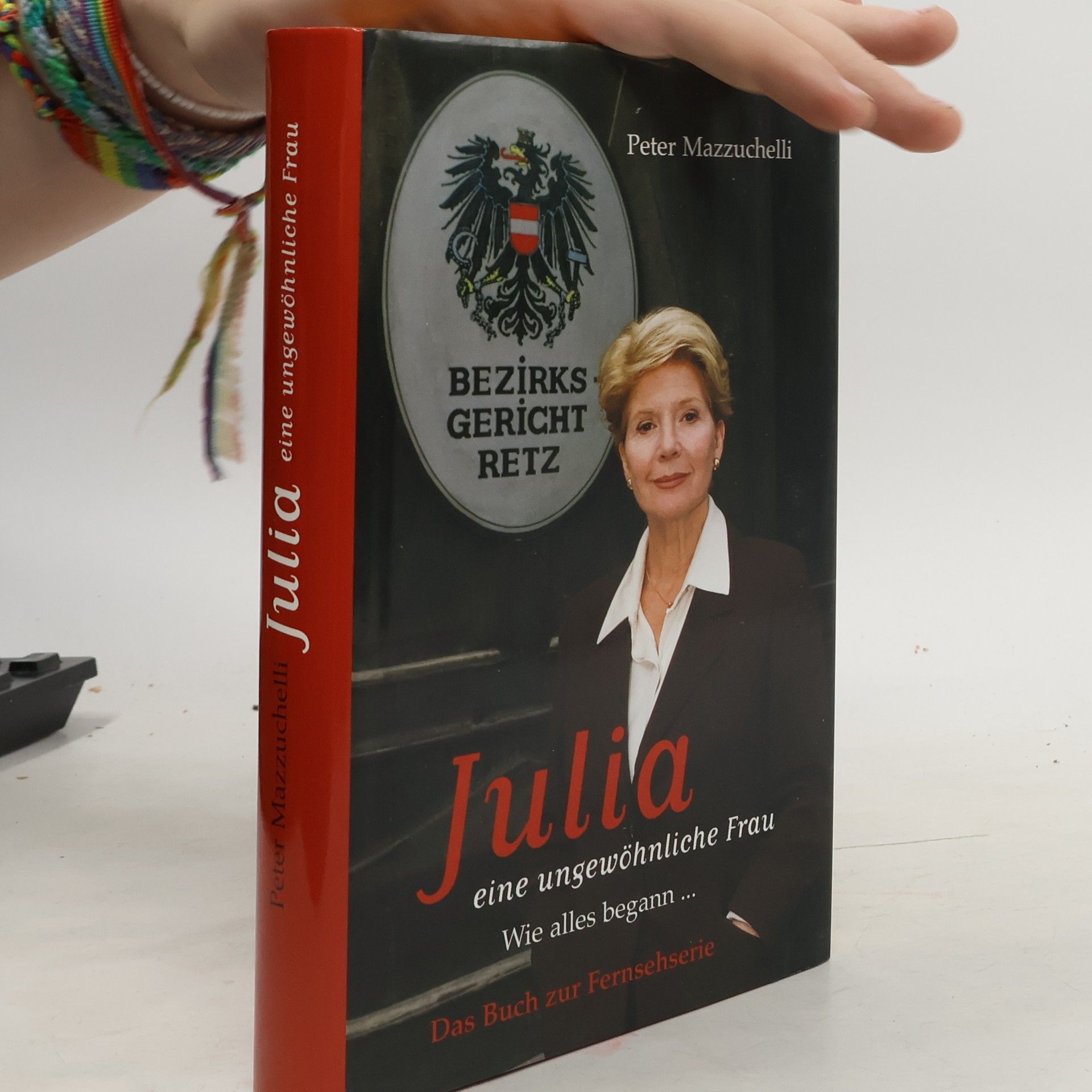 Peter Mazzuchelli Julia eine ungewöhnliche Frau