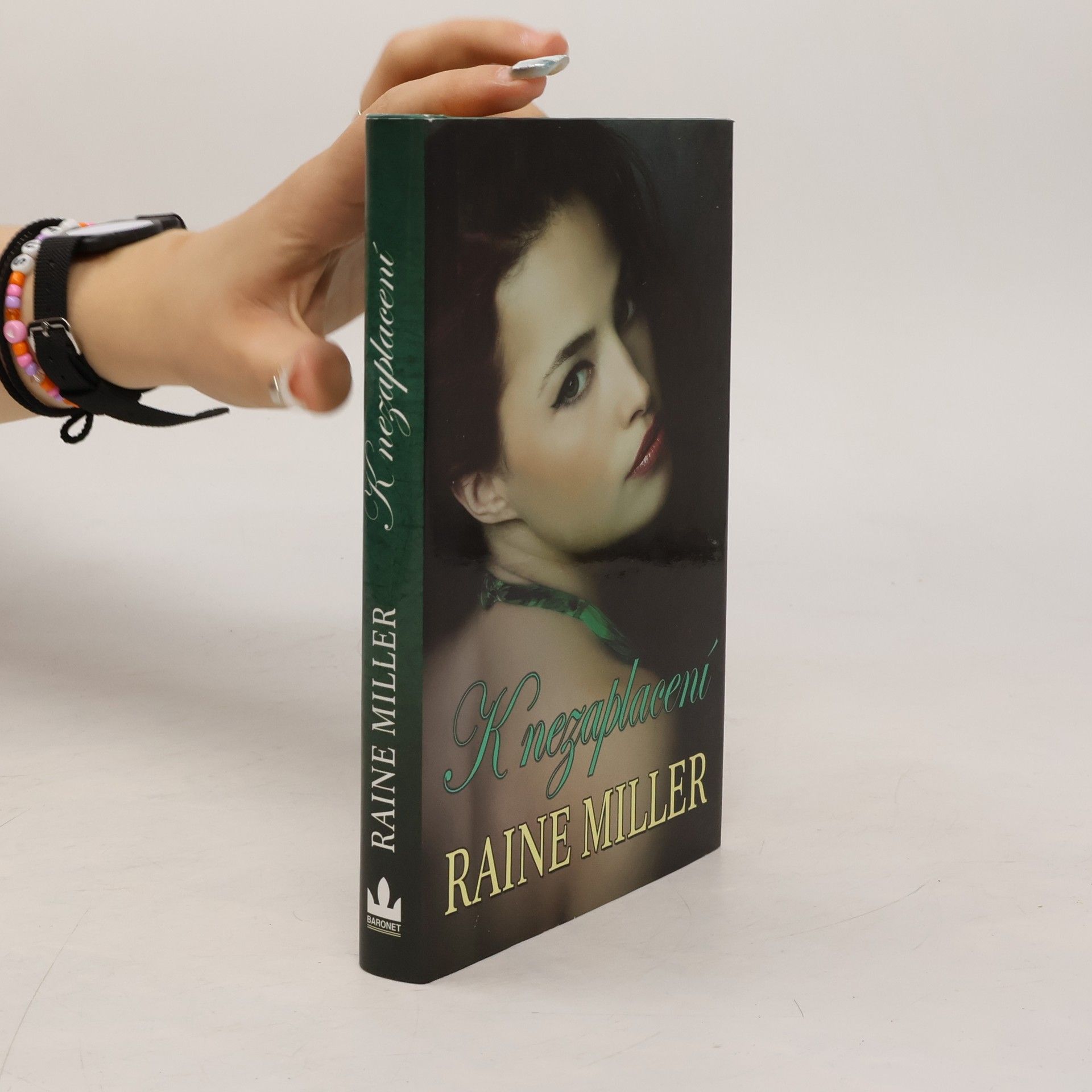 Raine Miller K nezaplacení